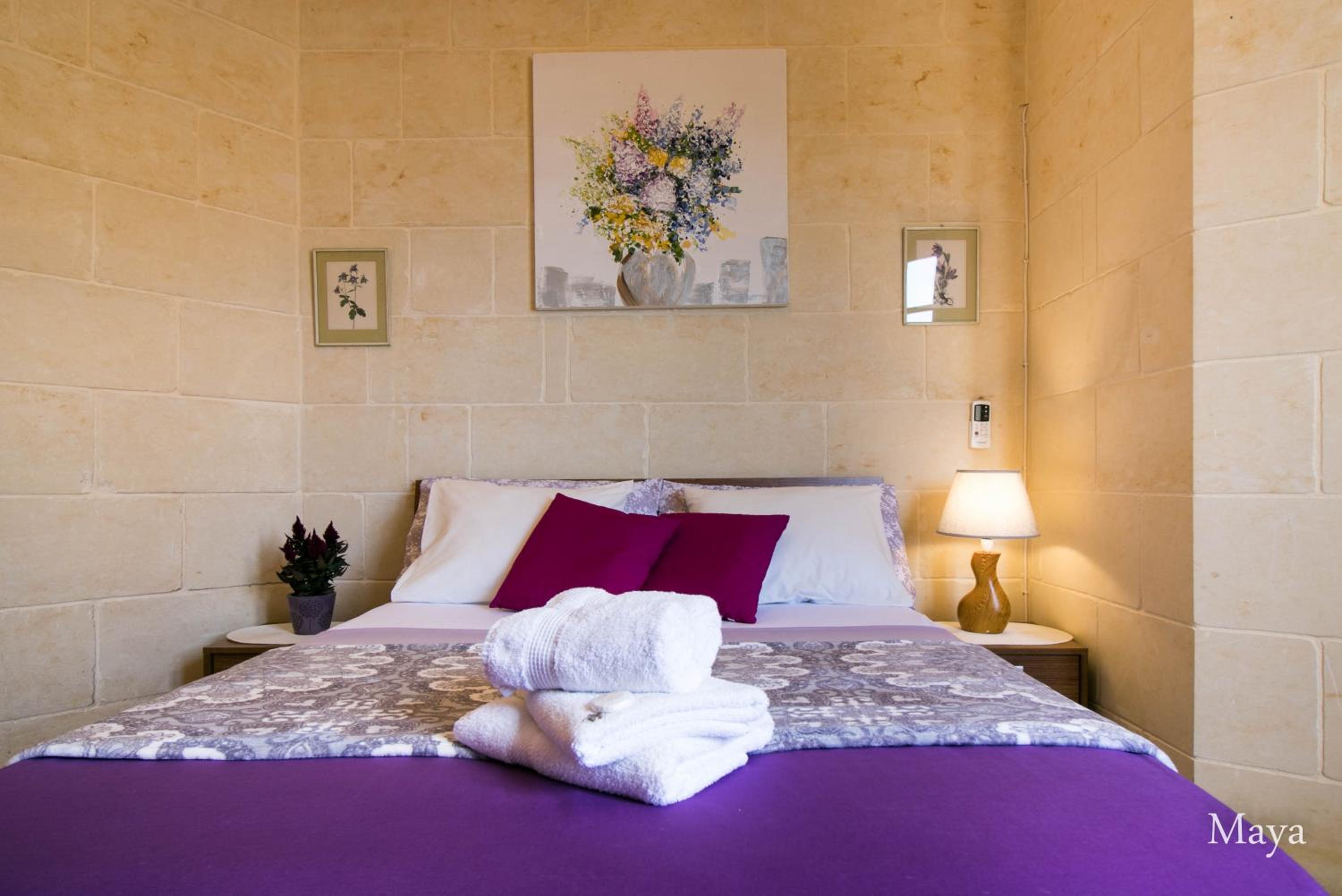 Double Room with Private Bathroom photo 1