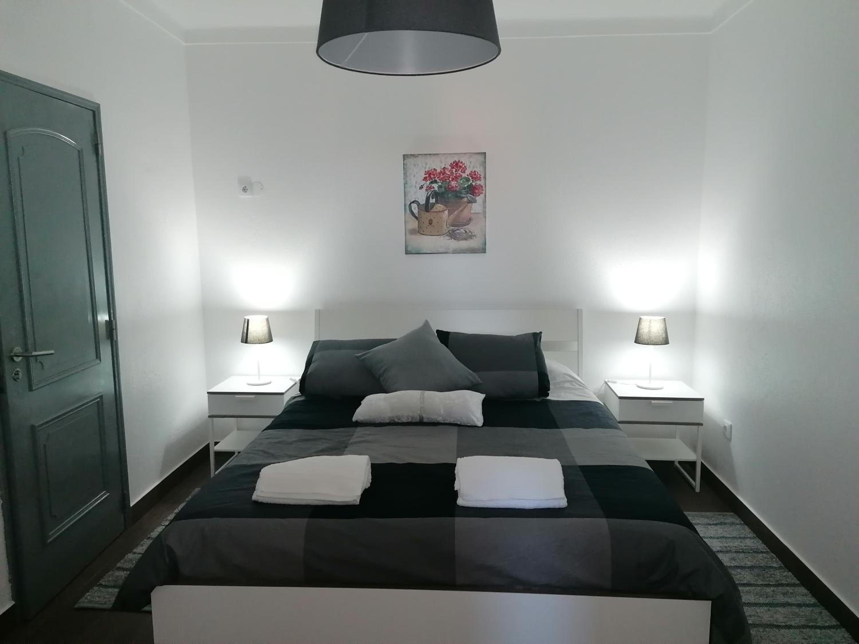 Double Room with Private Bathroom - Photo 3