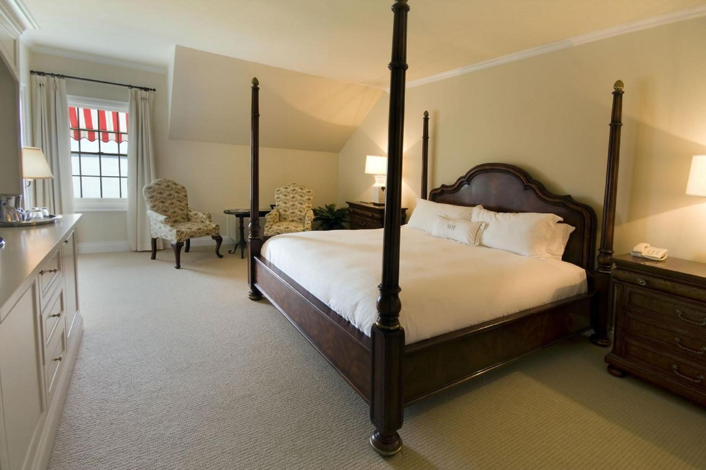 King Room with Lake View photo 3