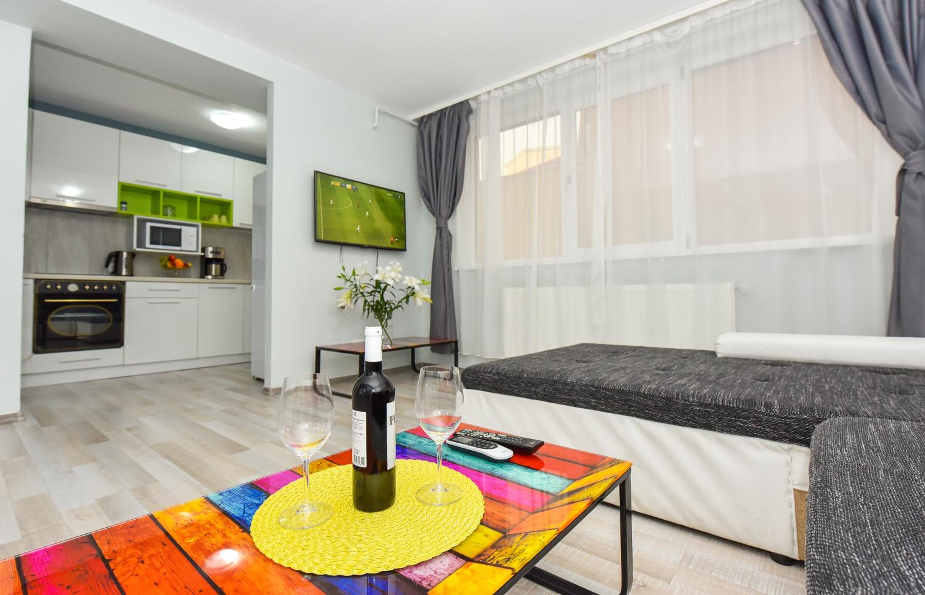 Three-Bedroom Apartment - Photo 2