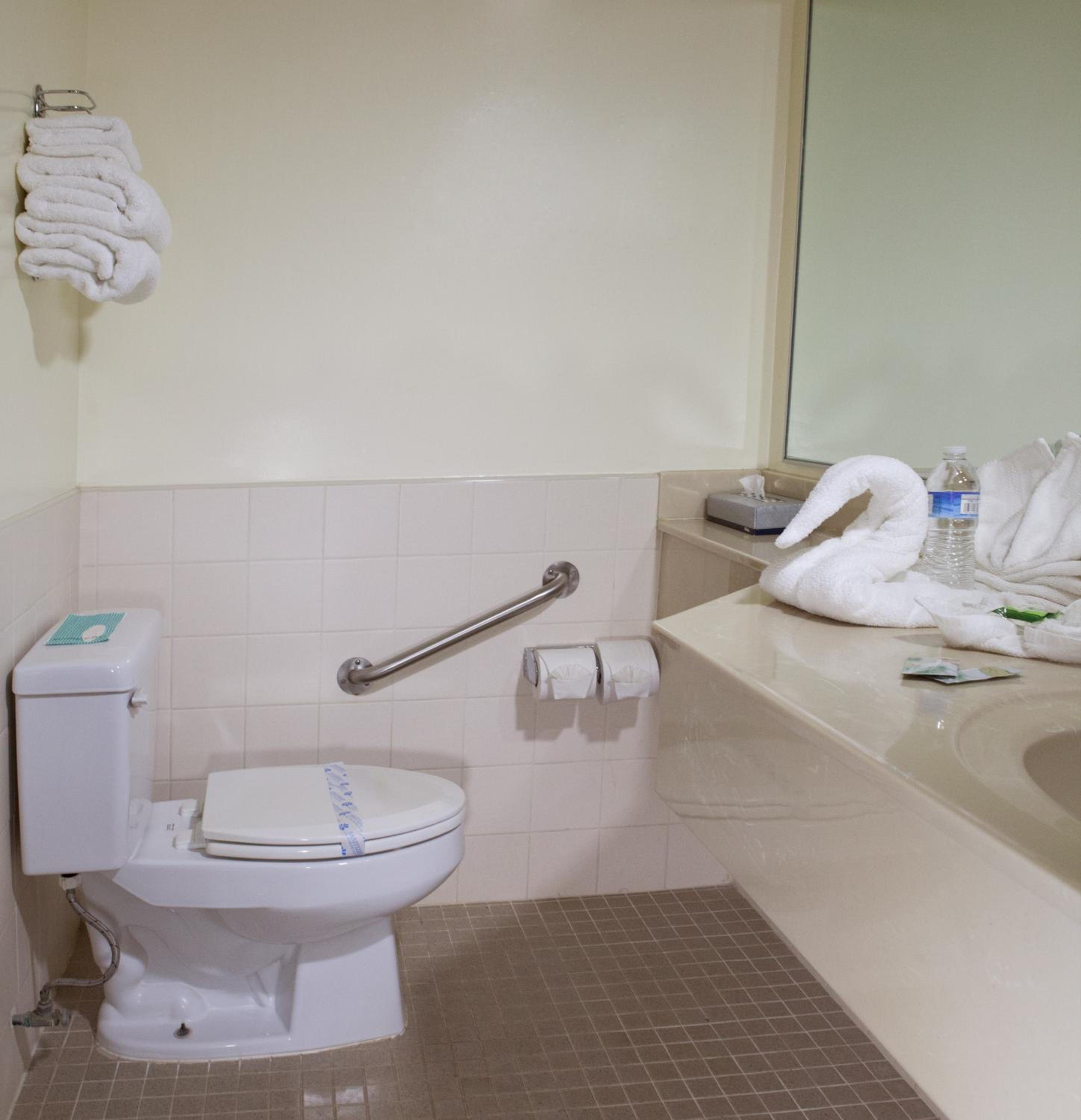 Standard Quadruple Room - Photo 2