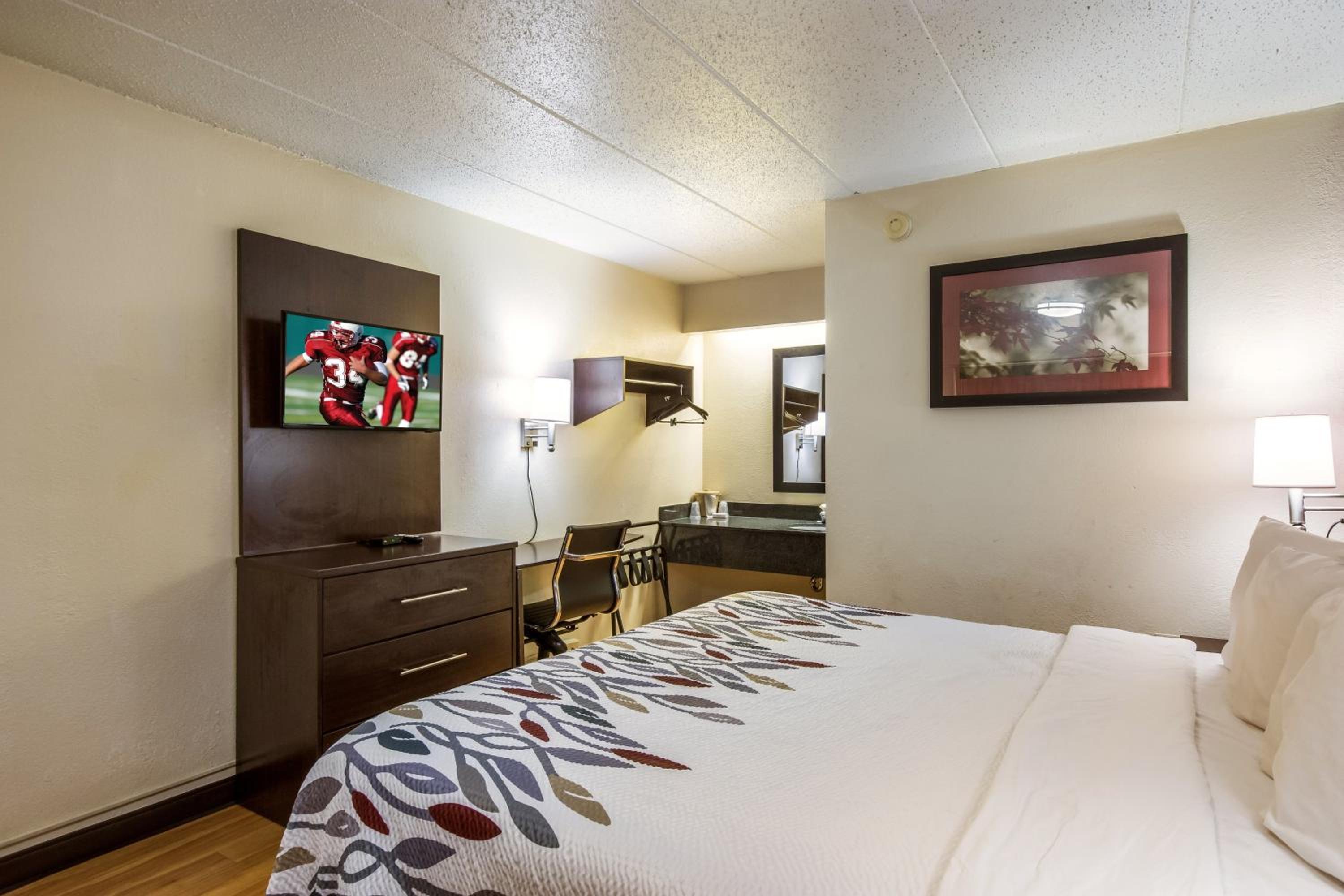 Deluxe King Room Non-Smoking - Photo 3