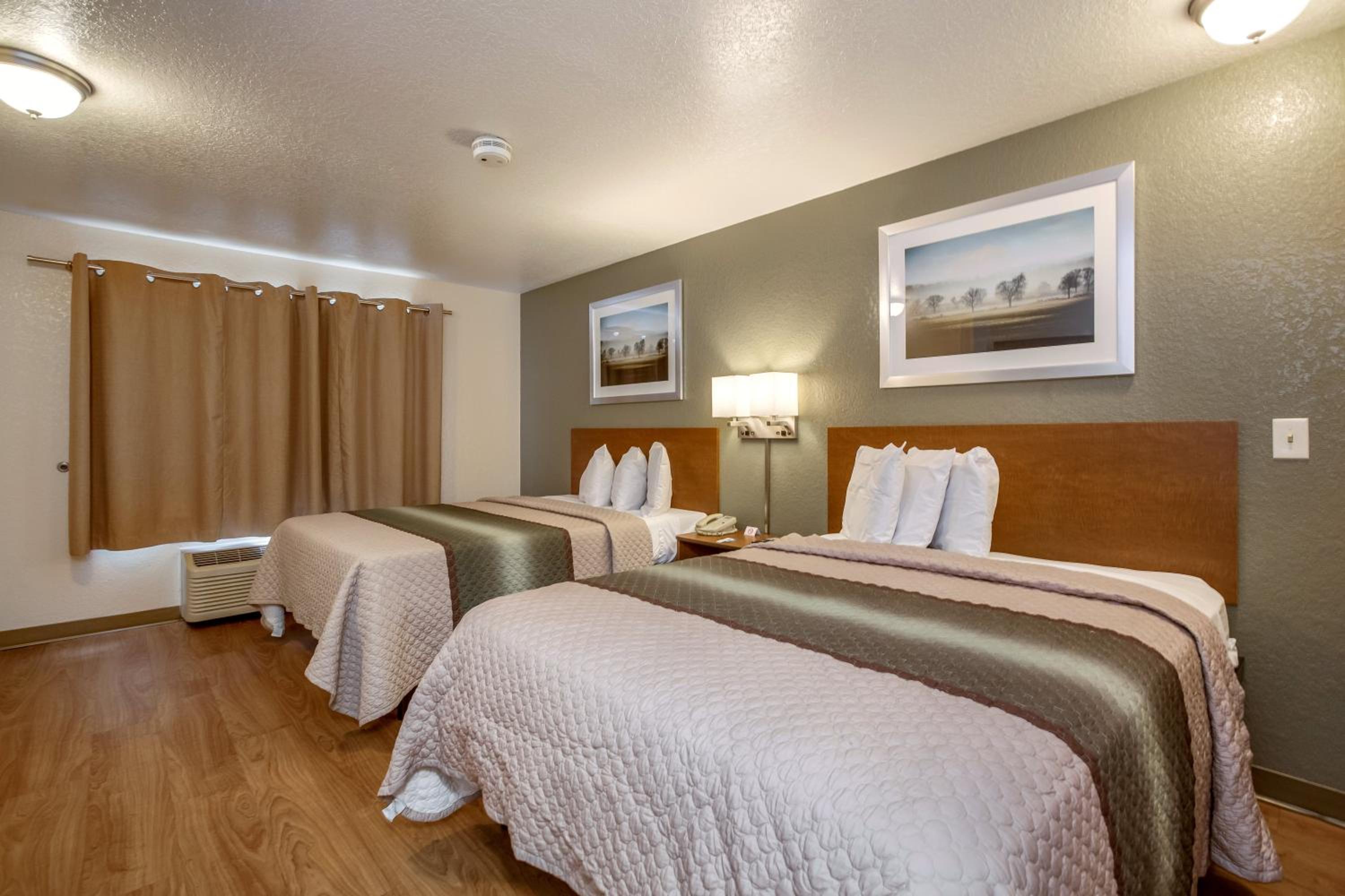 Studio with Two Queen Beds Non-Smoking  - Photo 6