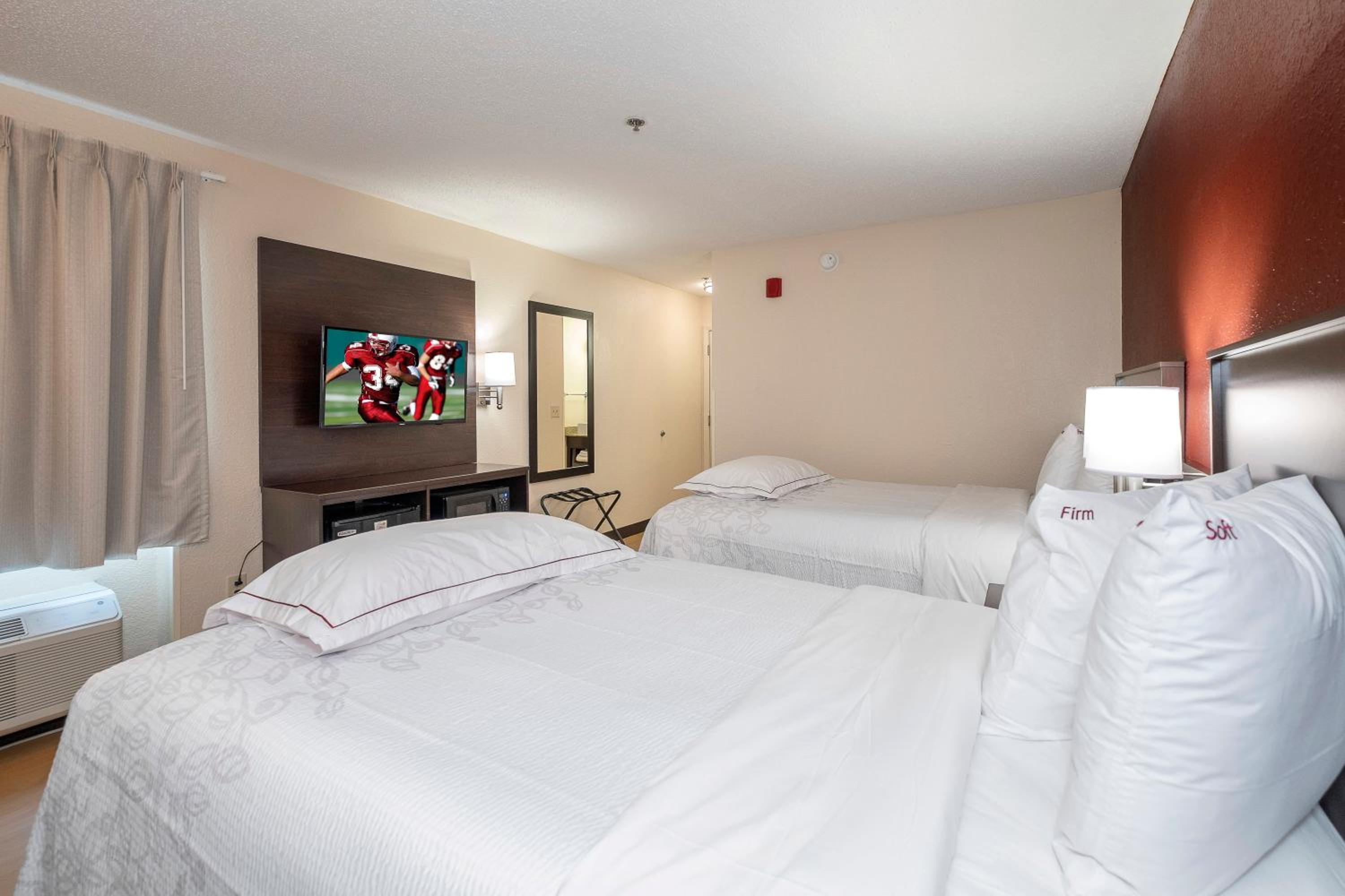 Premium Room with Two Double Beds Smoke Free (Upgraded Bedding and Snack Box) - Photo 1