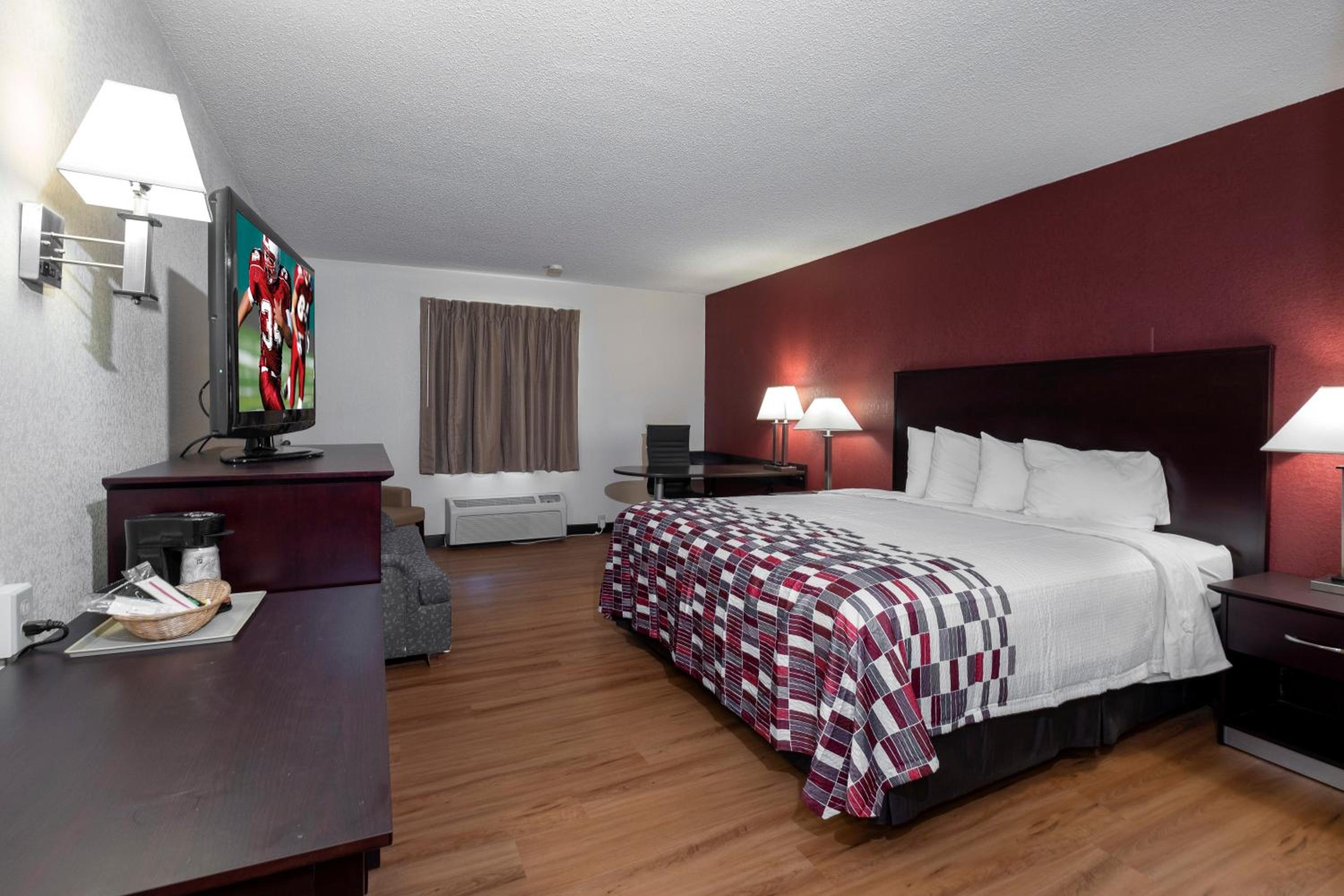  Superior King Room Smoke Free photo 2