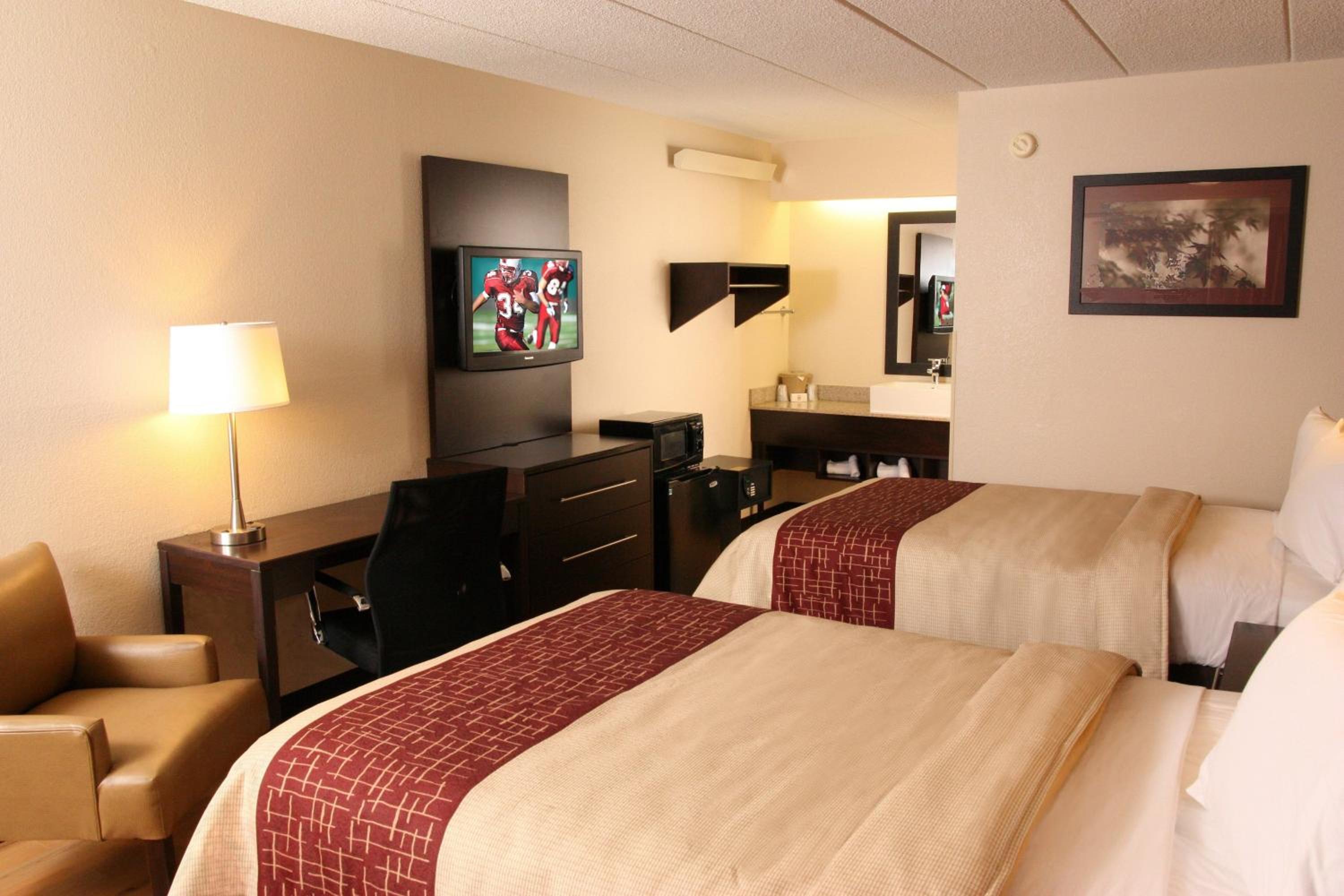 Deluxe Room with Two Double Beds Smoke Free - Photo 5