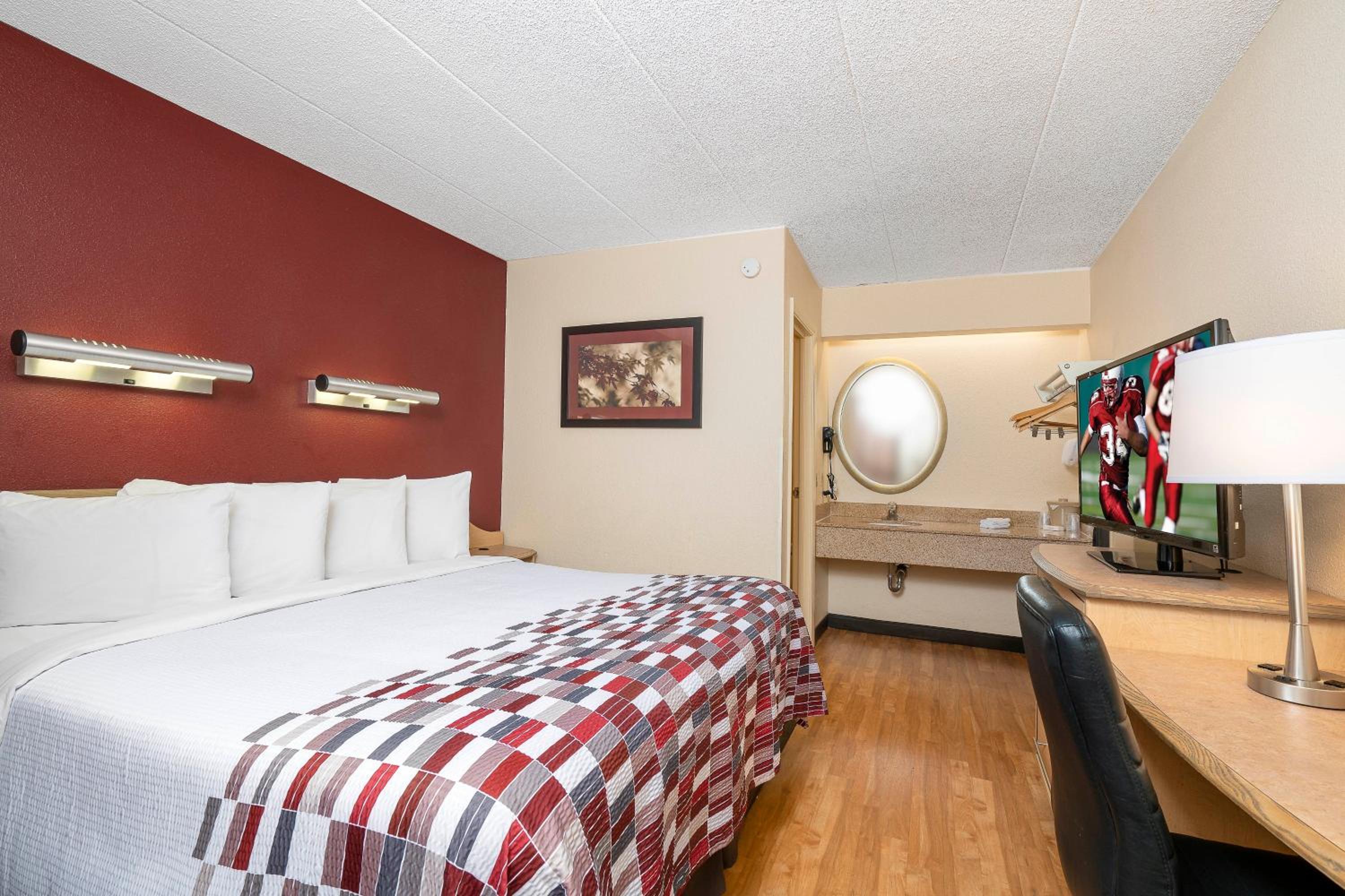  Standard King Room Smoke Free - Photo 1