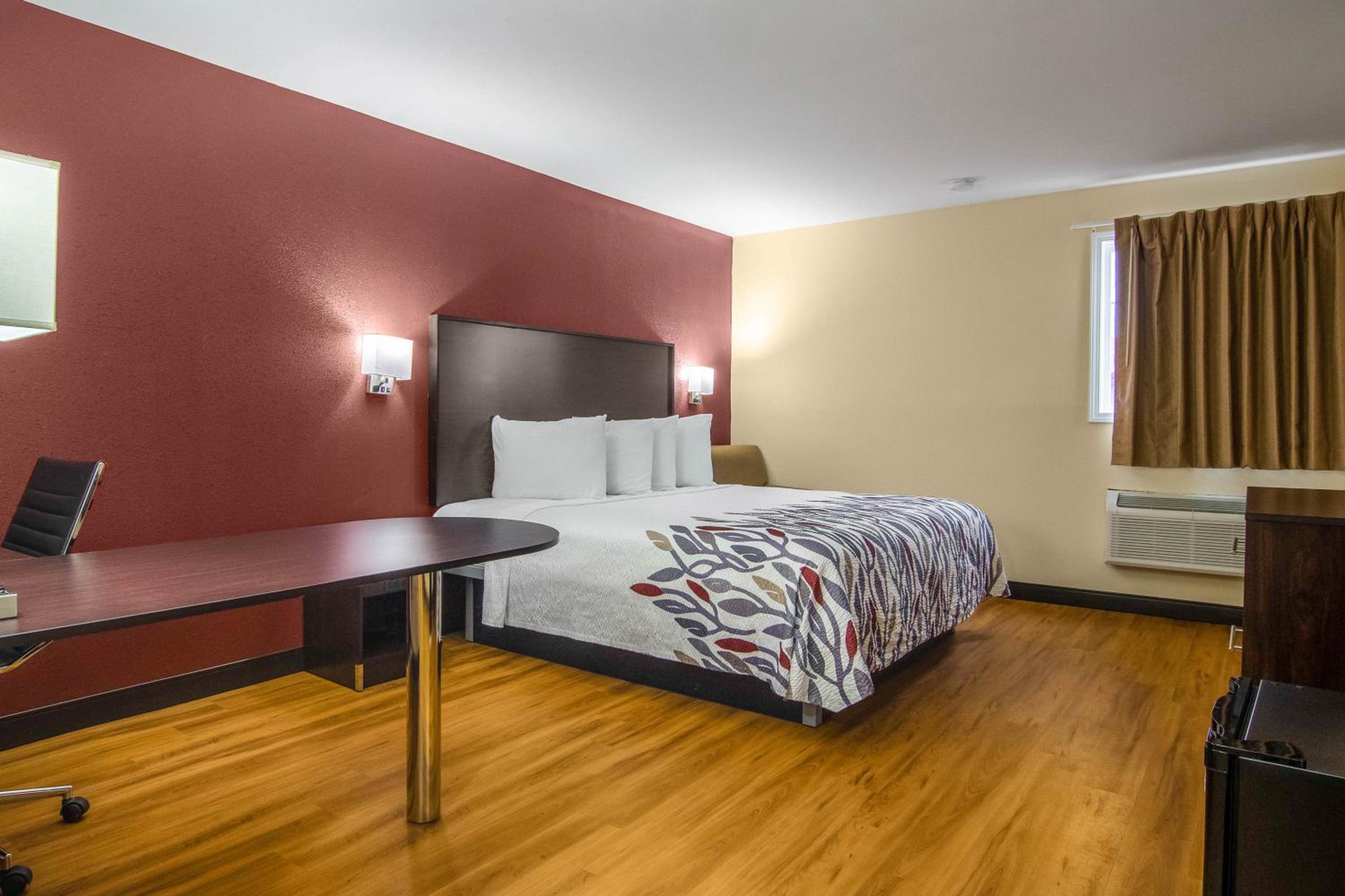 Superior King Room - Non-Smoking - Photo 1