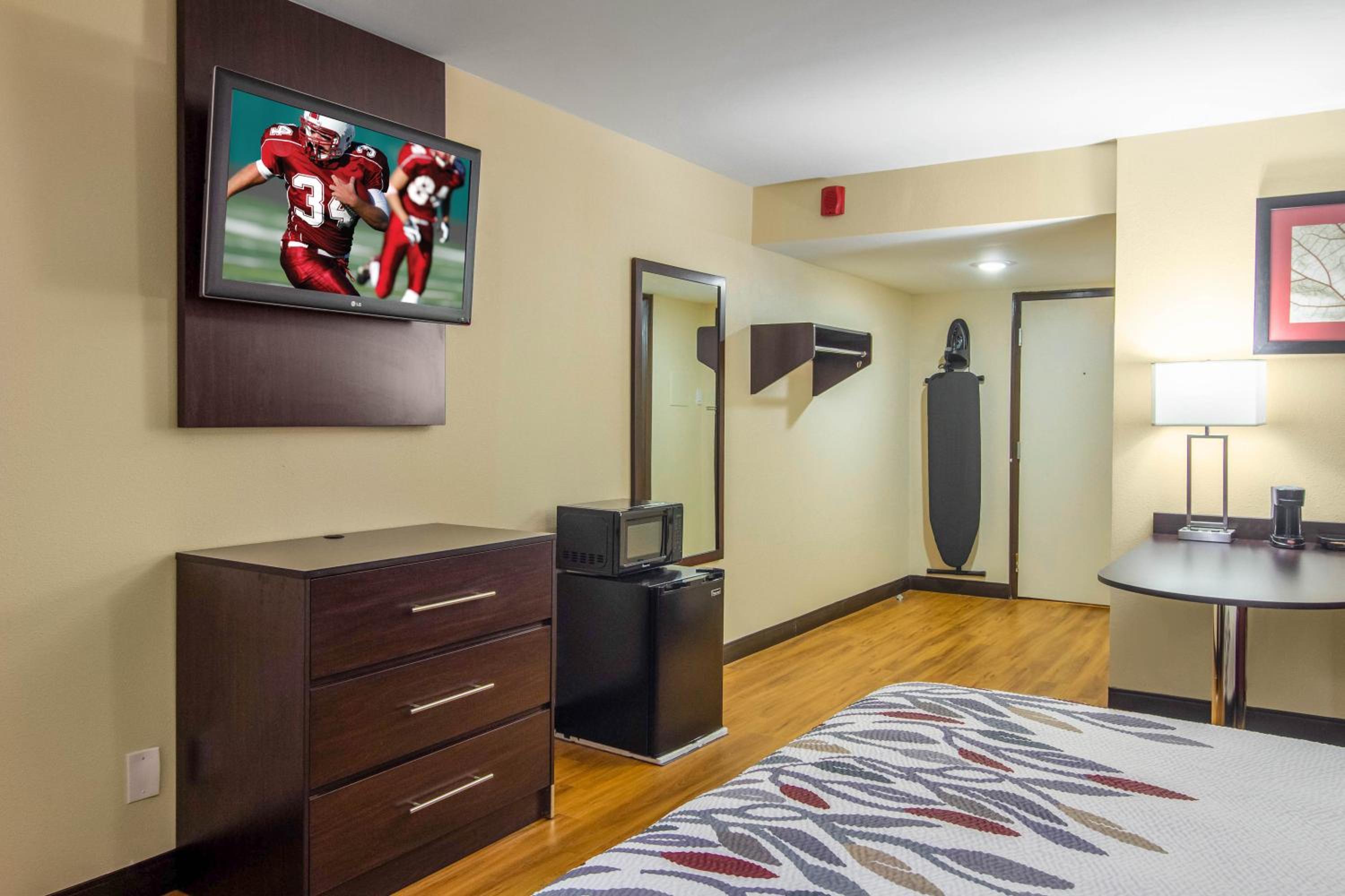 Superior King Room - Non-Smoking - Photo 2