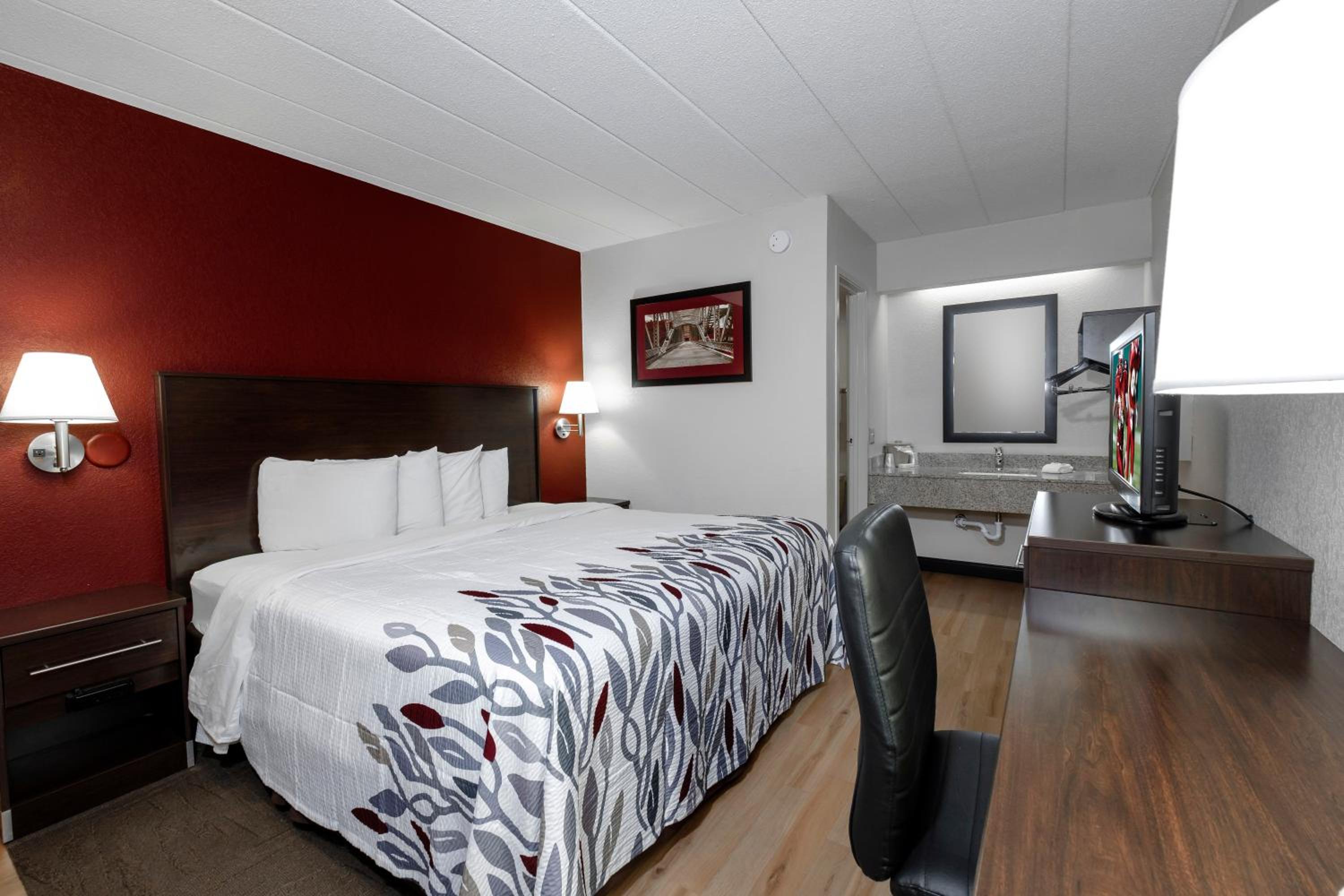 Deluxe King Room Smoke Free - Photo 3