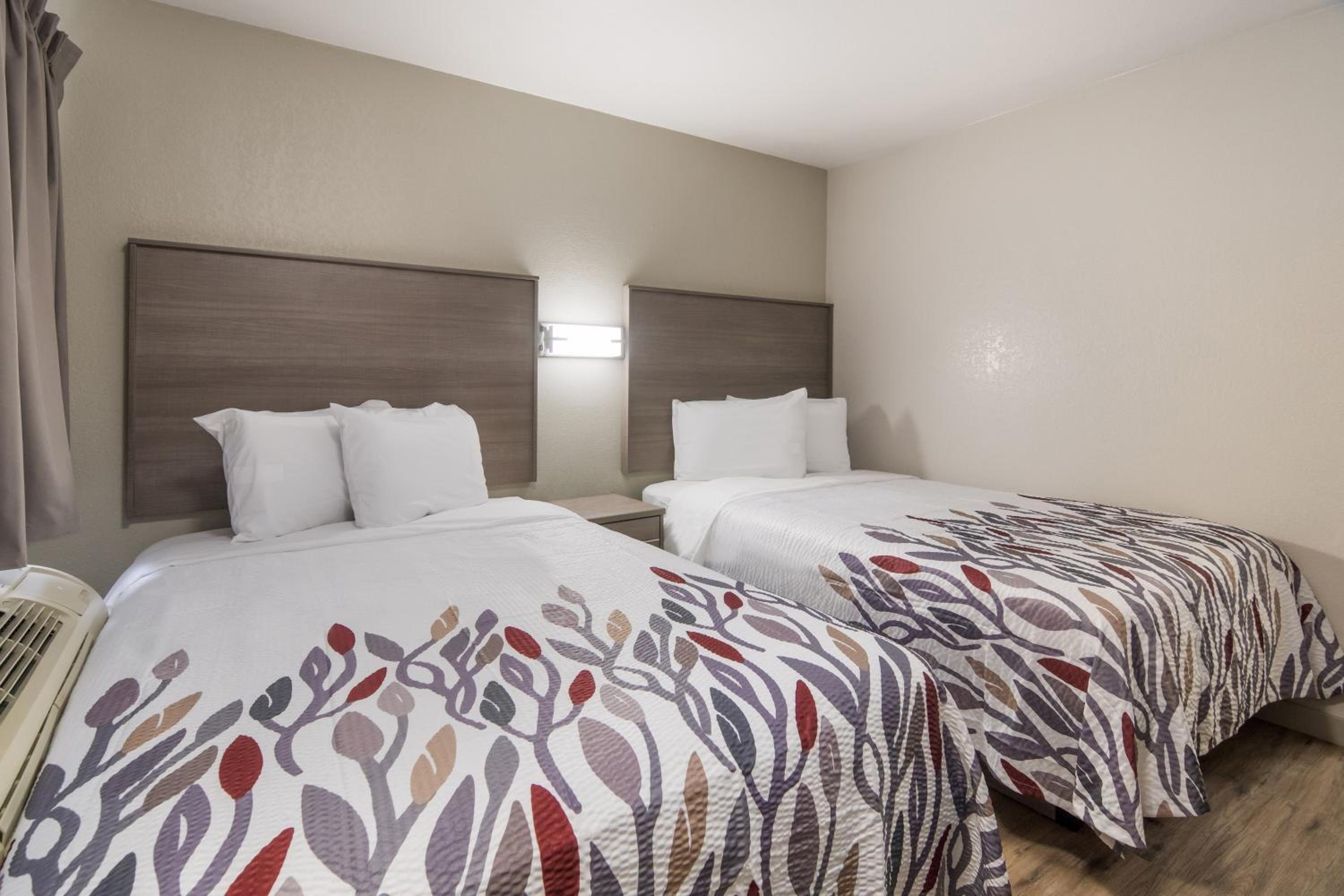 Double Room with Two Double Beds Non-Smoking - Photo 2