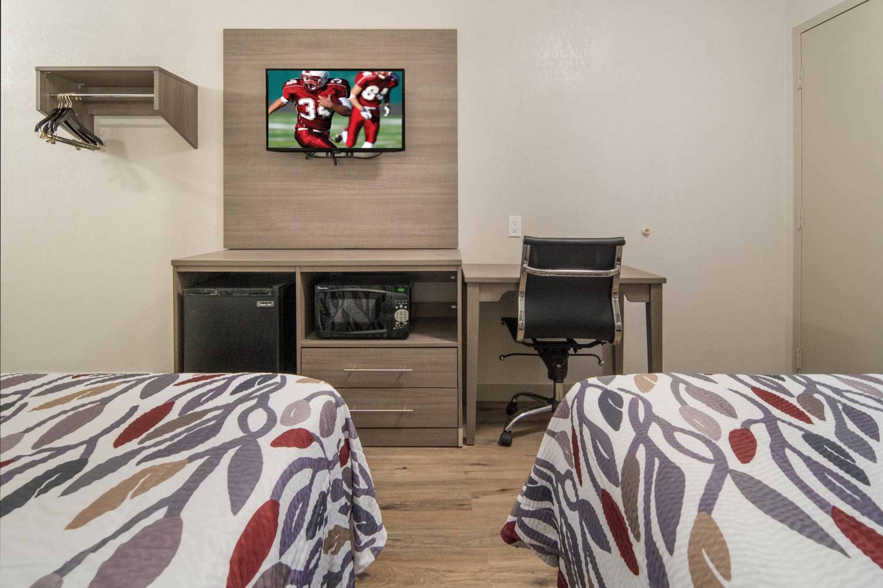 Double Room with Two Double Beds Non-Smoking - Photo 7
