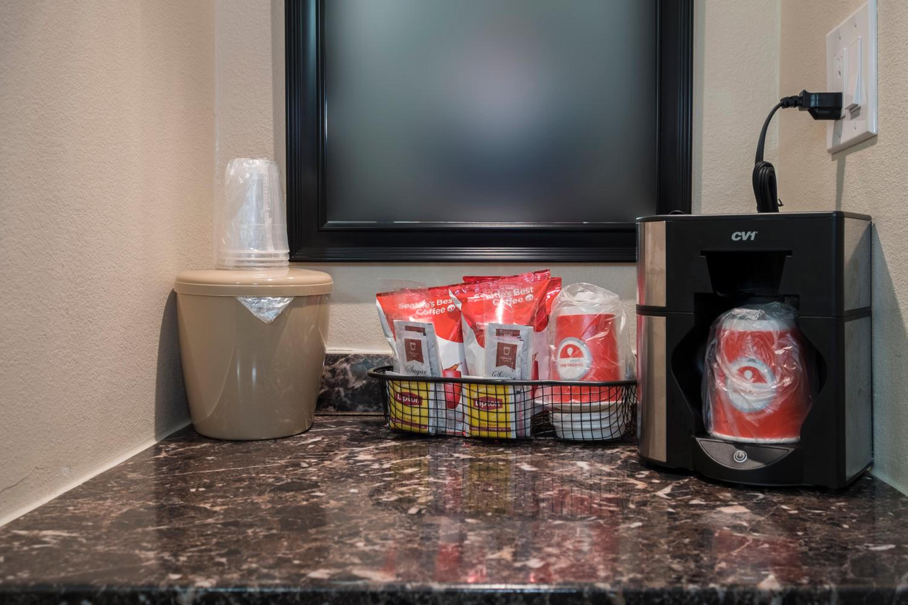 Superior King Room Smoke Free - Photo 3