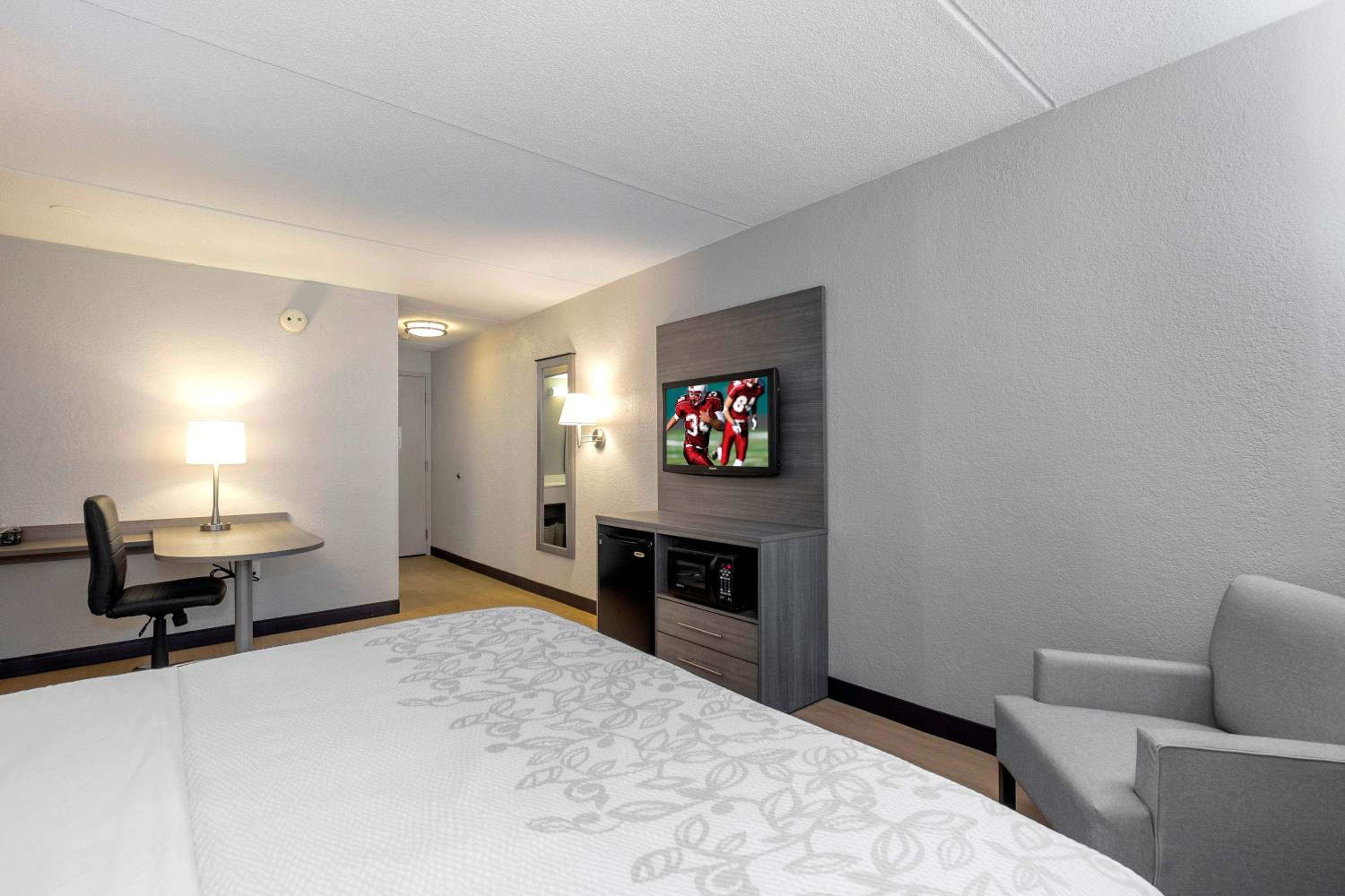 Superior King Room Smoke Free - Photo 5