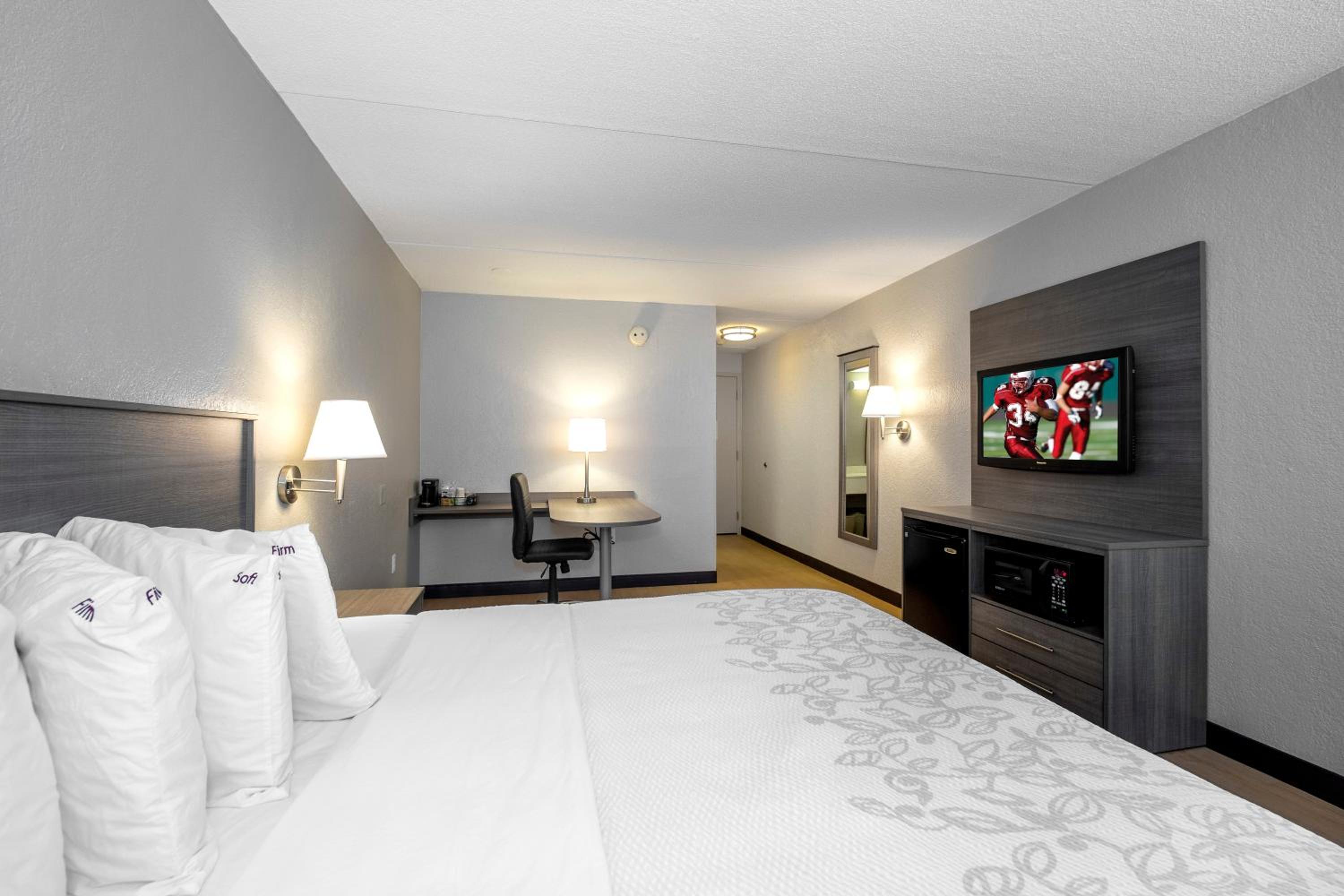 Superior King Room Smoke Free - Photo 6