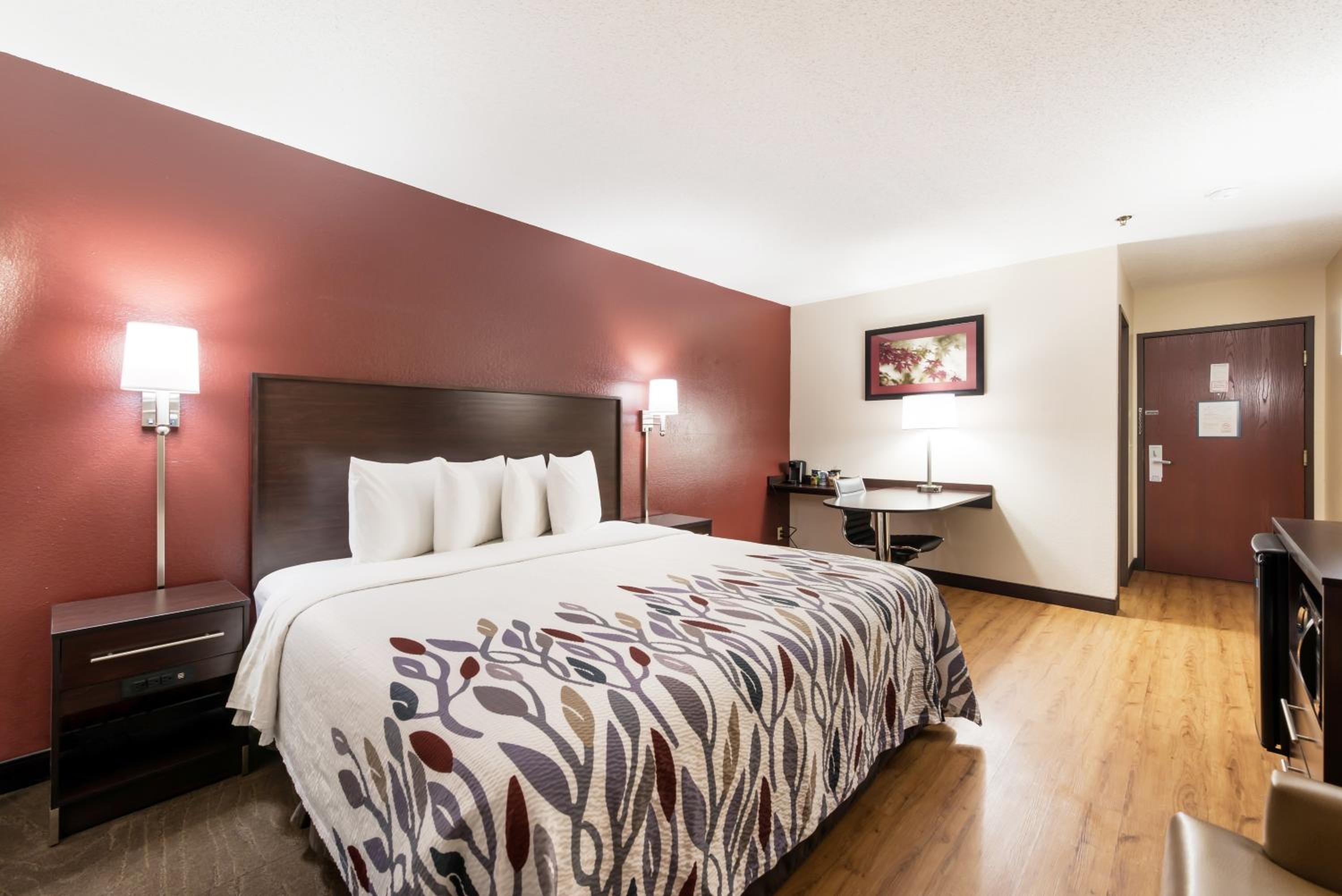 Superior King Room - Non-Smoking - Photo 1