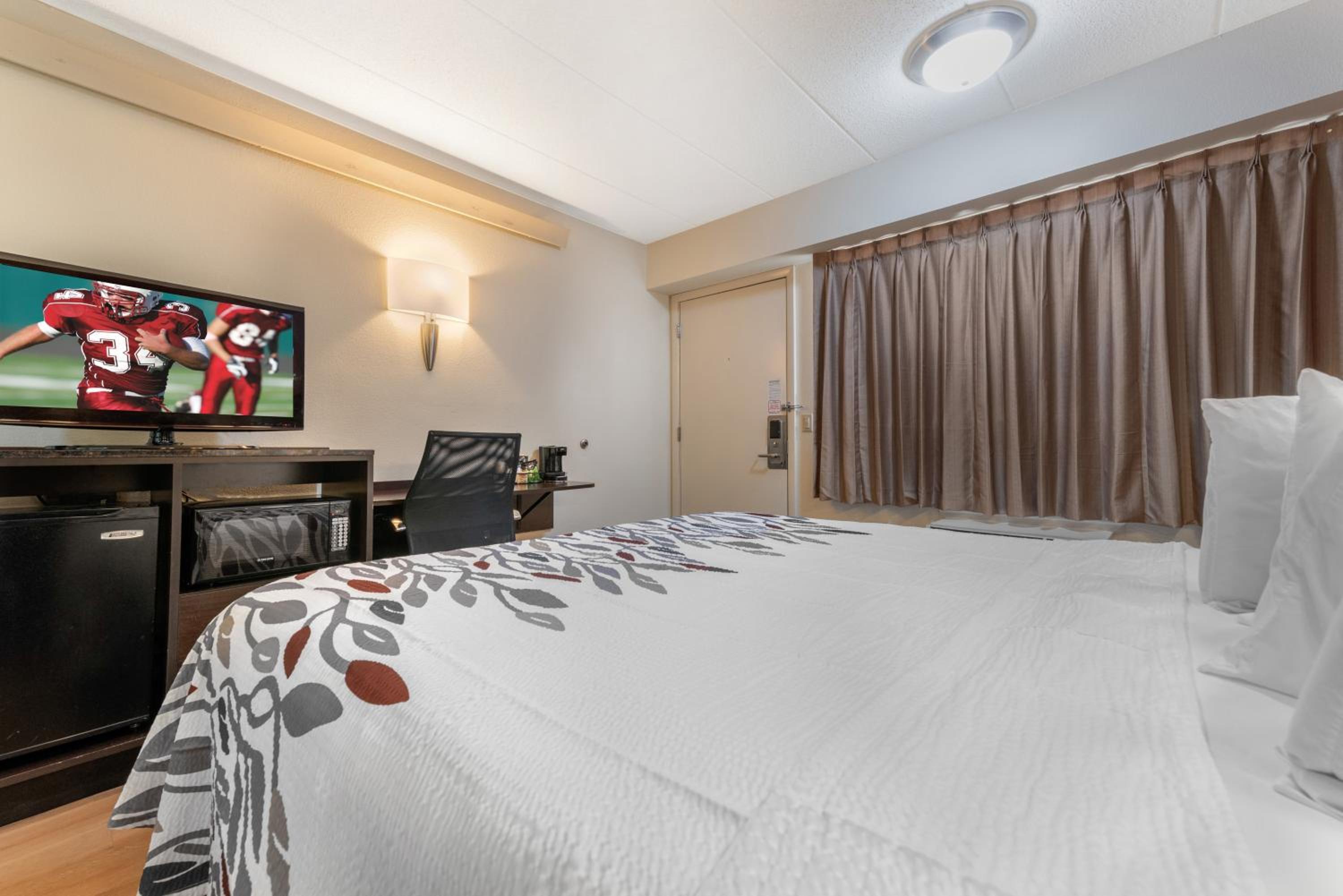 Deluxe King Room Non-Smoking - Photo 2