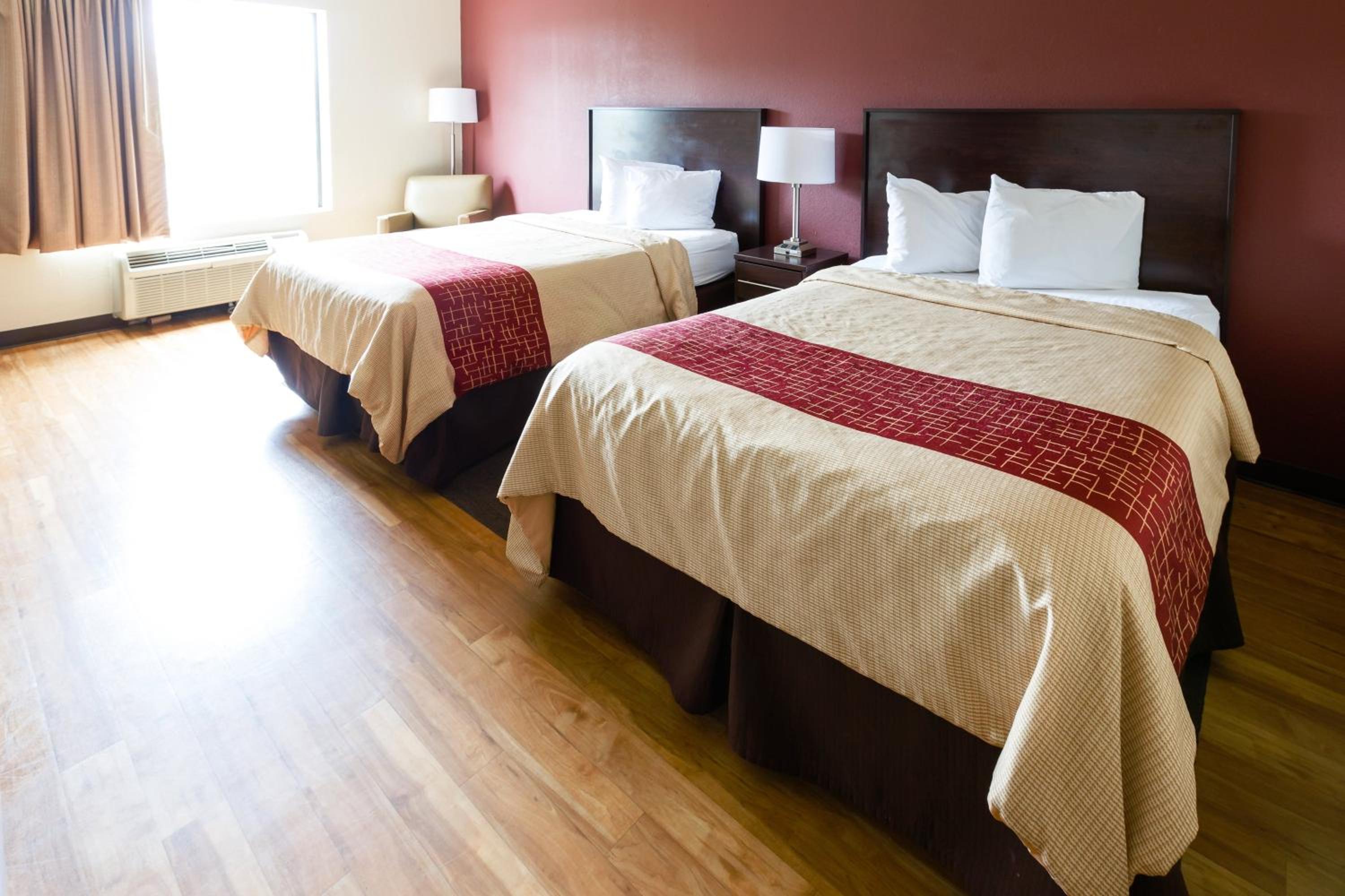 Deluxe Double Room with Two Double Beds - Non-Smoking photo 1