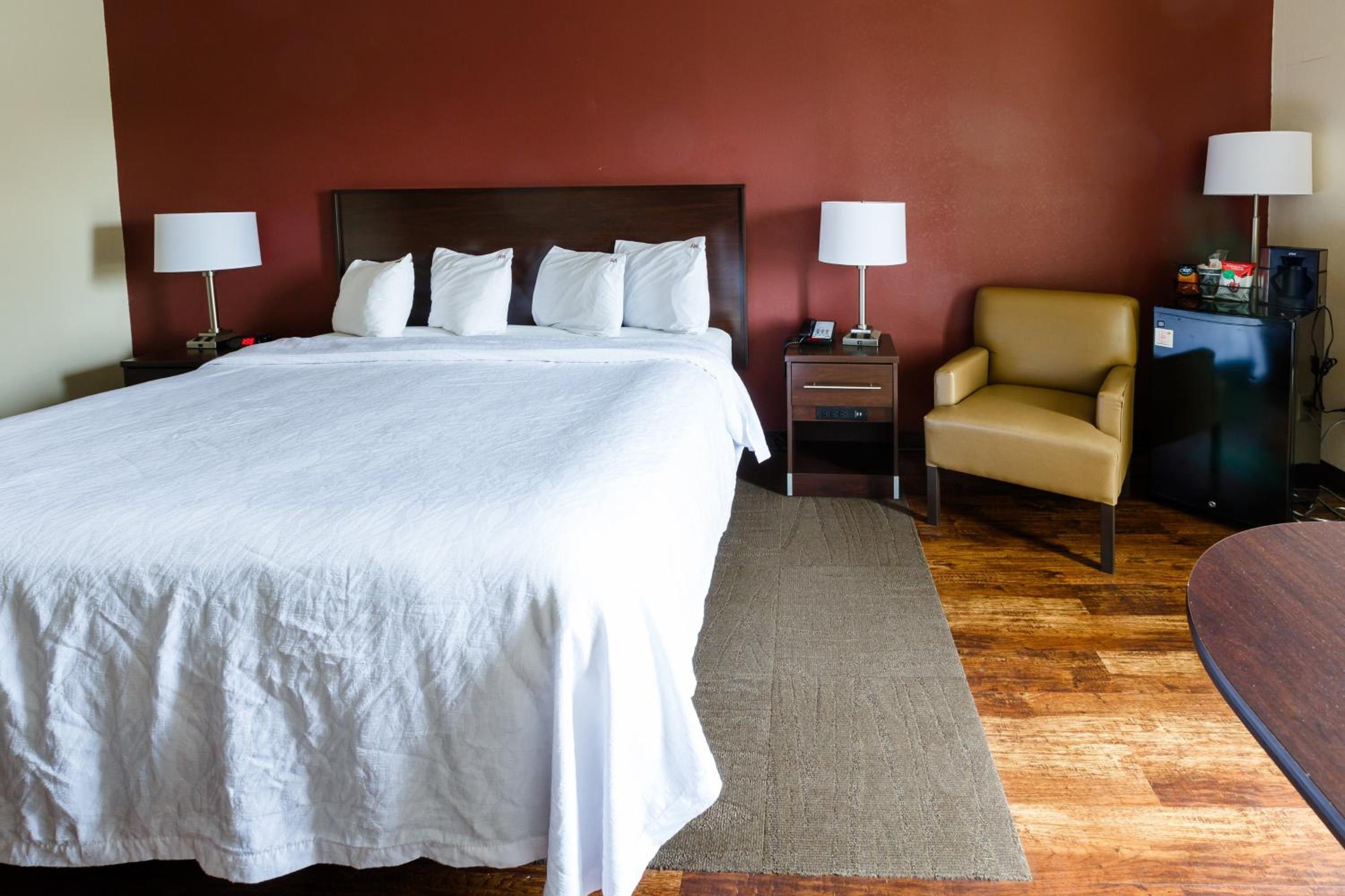 Superior King Room - Non-Smoking photo 3