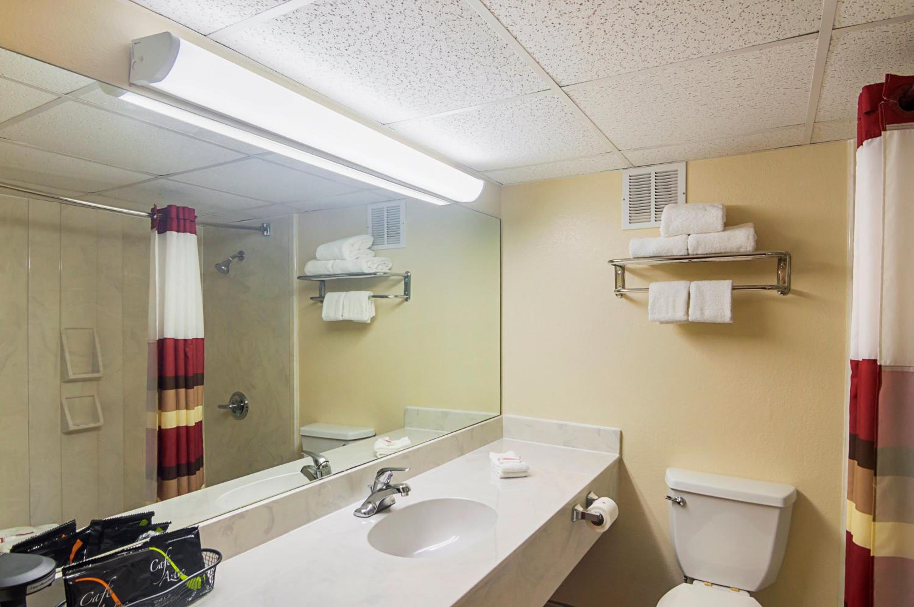 Superior King Room - Non-Smoking photo 3