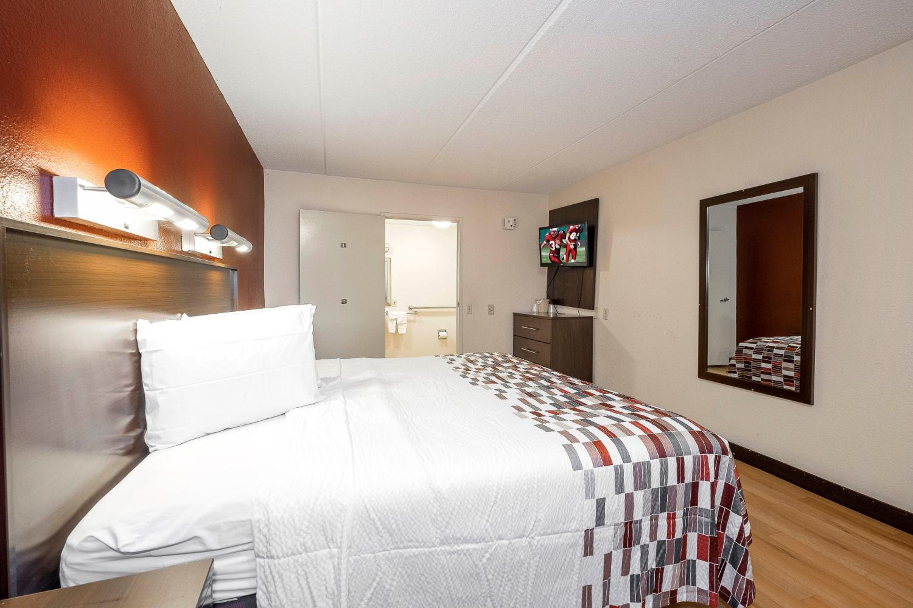King Room - Disability Access - Smoking