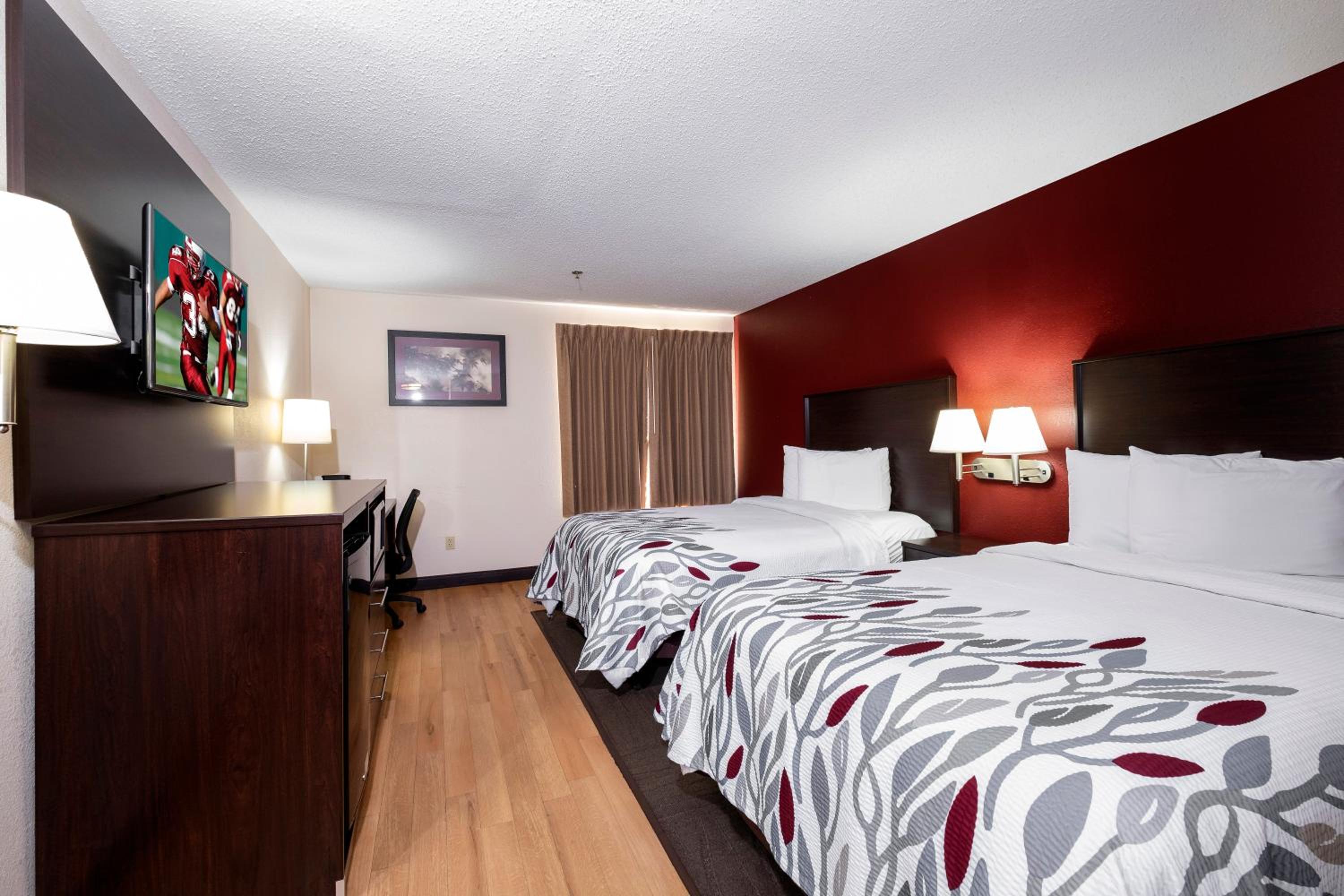 Suite with Two Double Beds Smoke Free - Photo 1