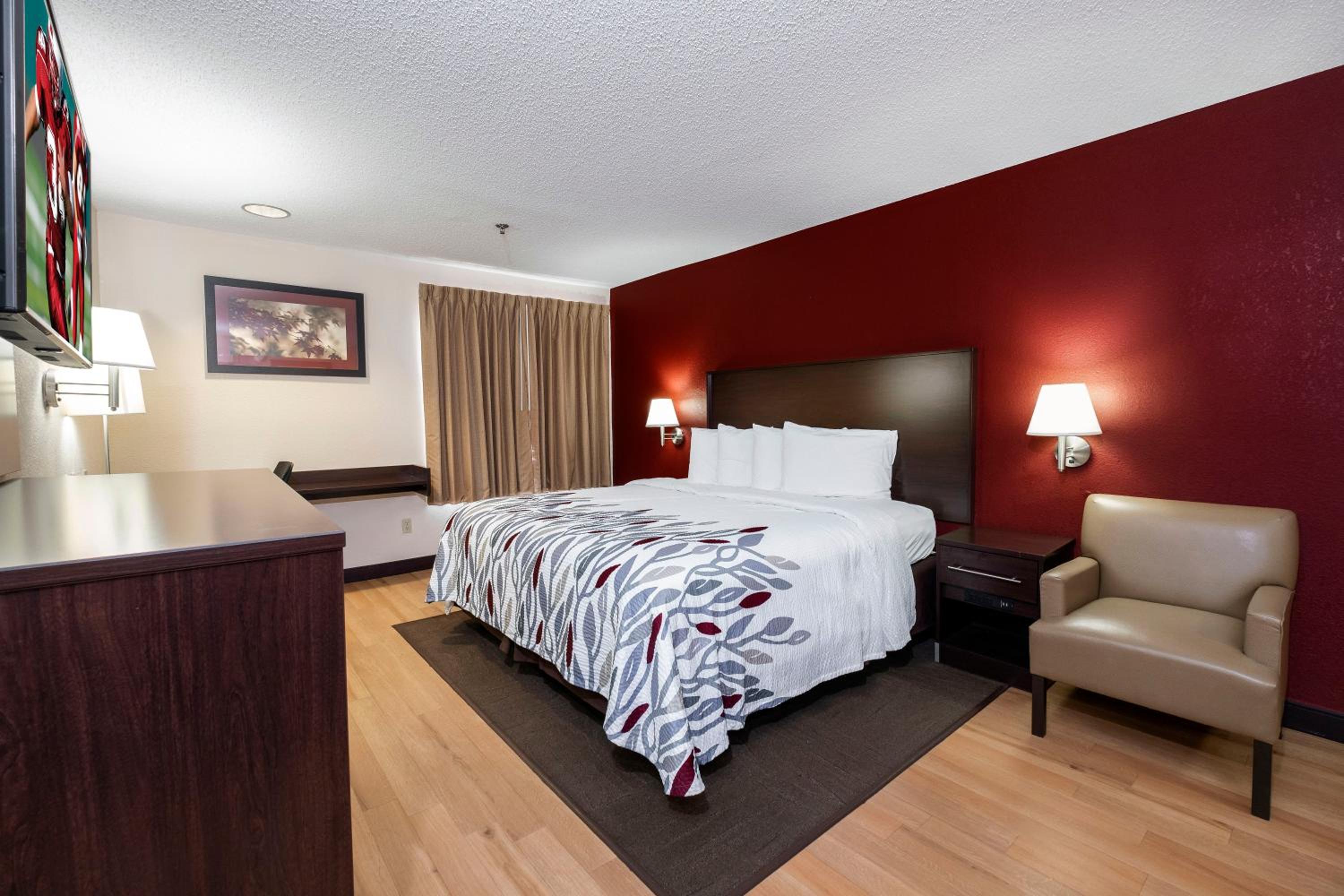  Suite King Room Smoke Free - Photo 1