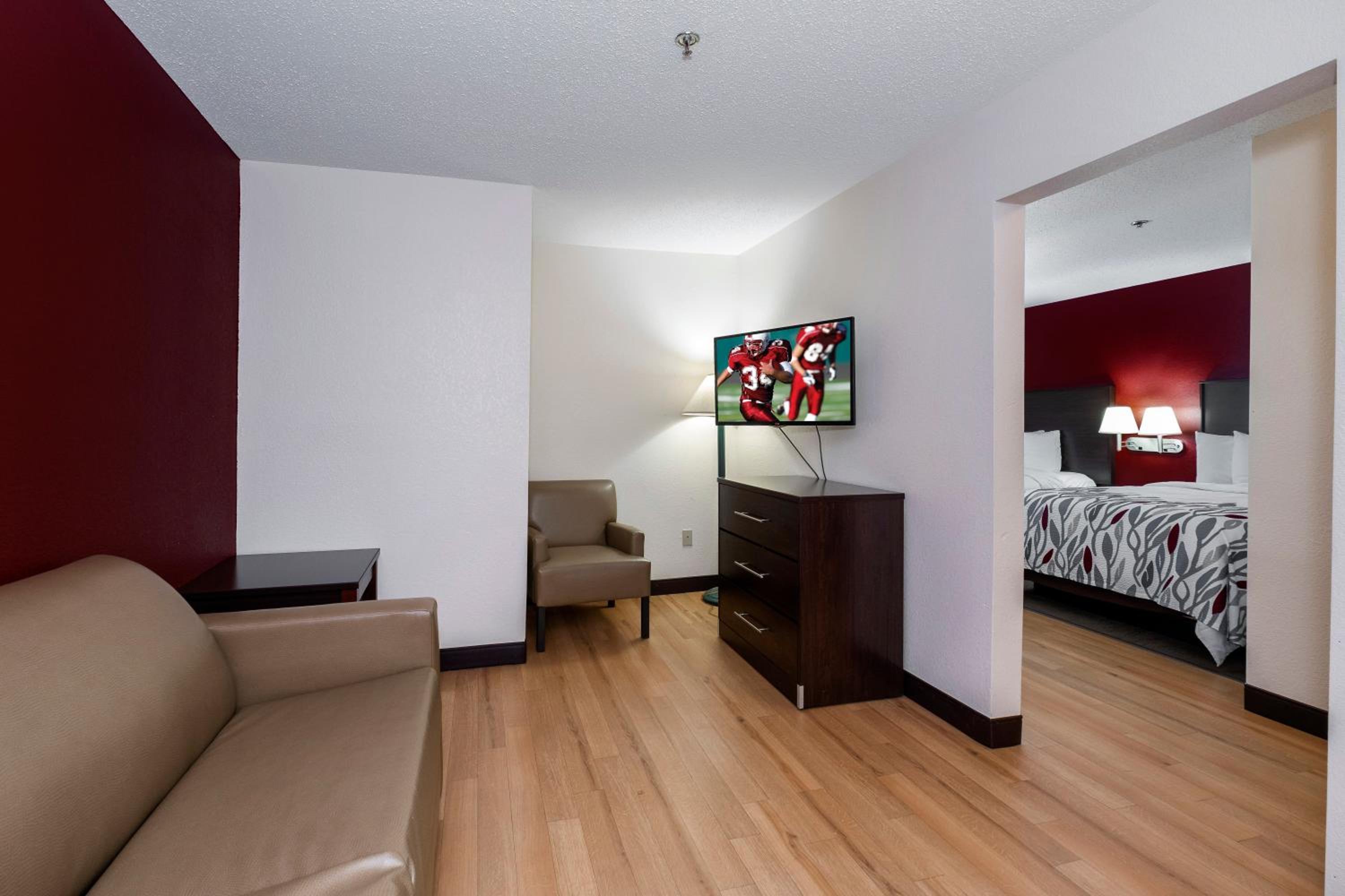 Suite with Two Double Beds Smoke Free - Photo 3