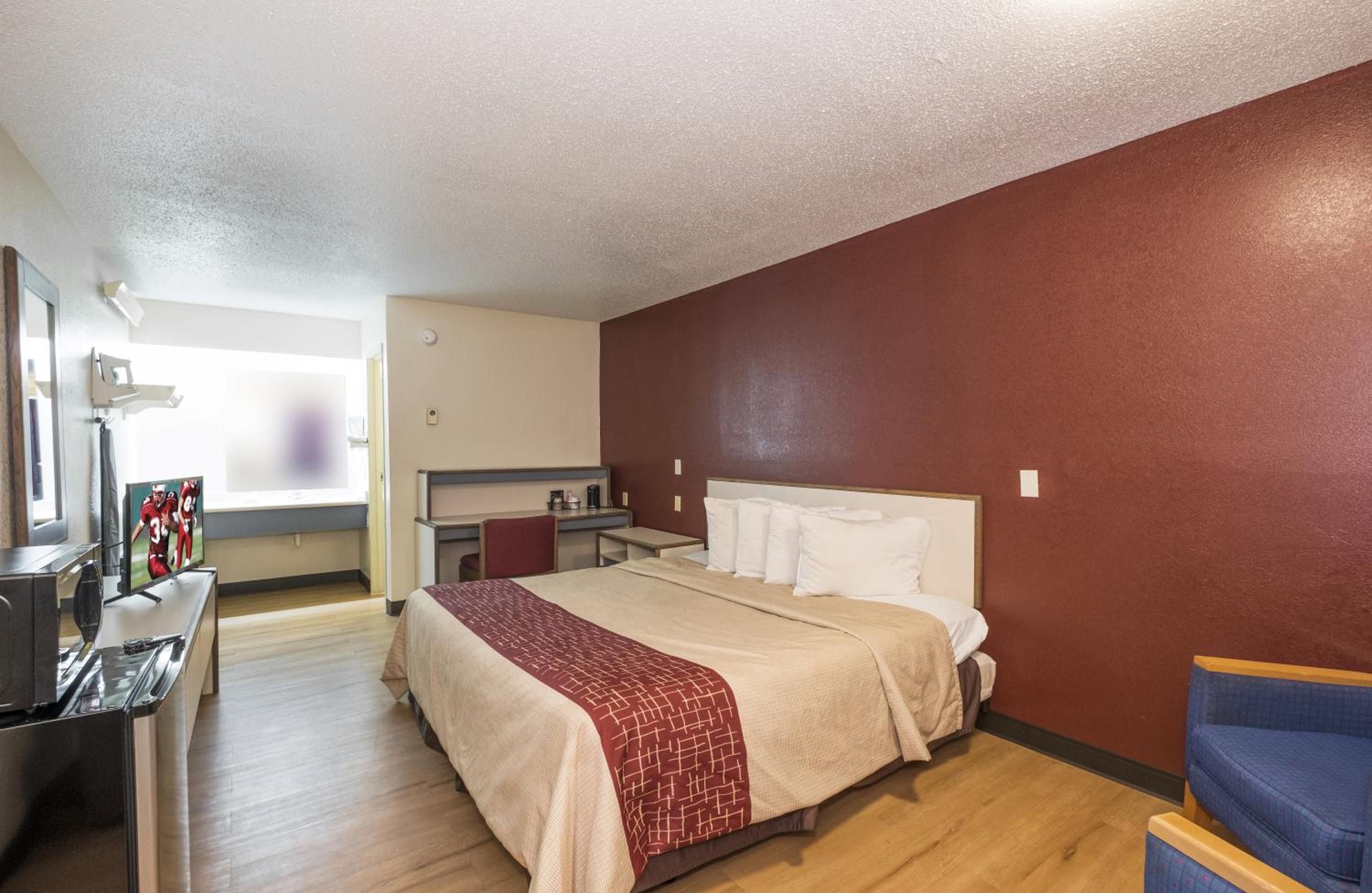 Superior King Room - Non-Smoking - Photo 1