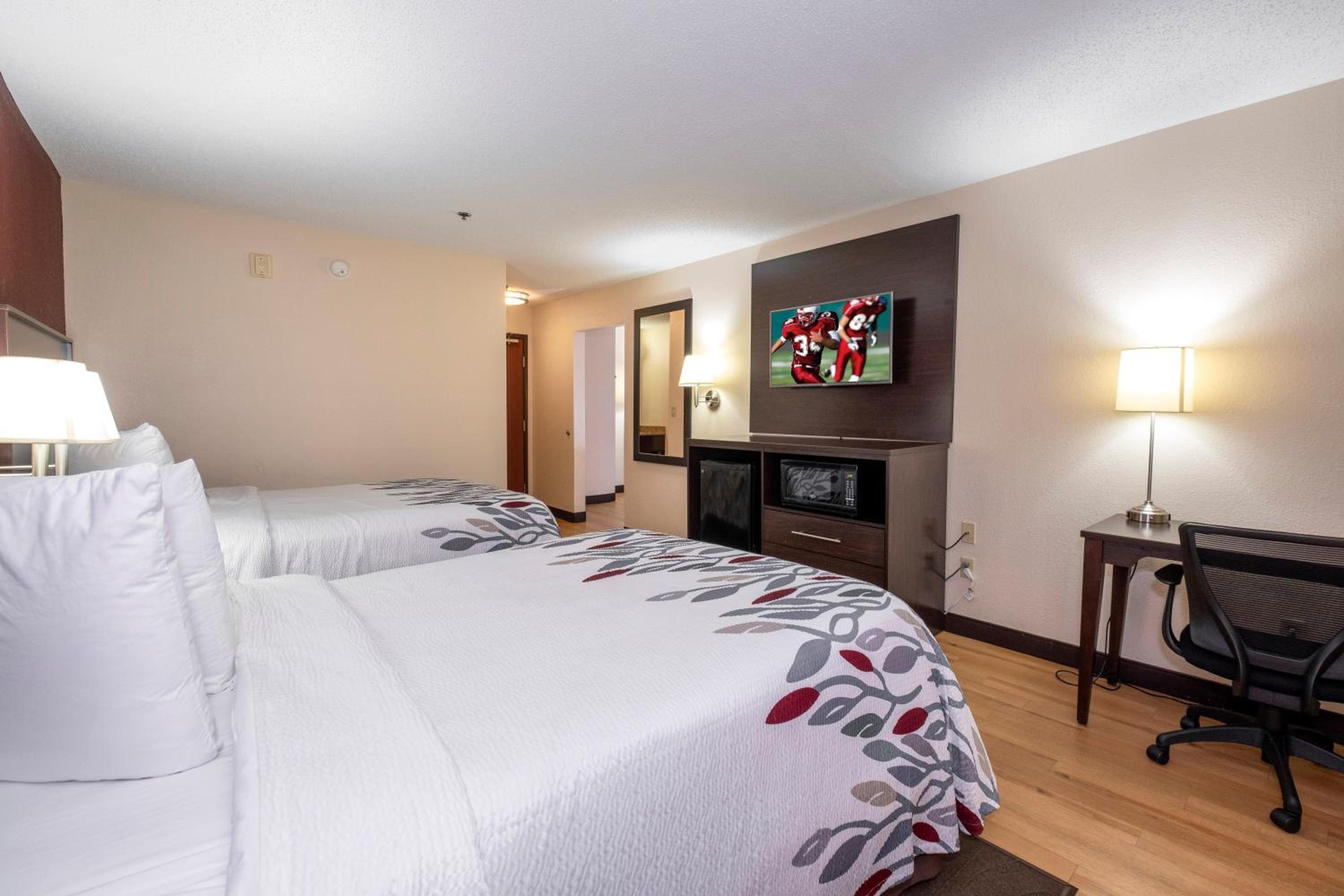 Superior Room with Two Double Beds Non-Smoking - Photo 8