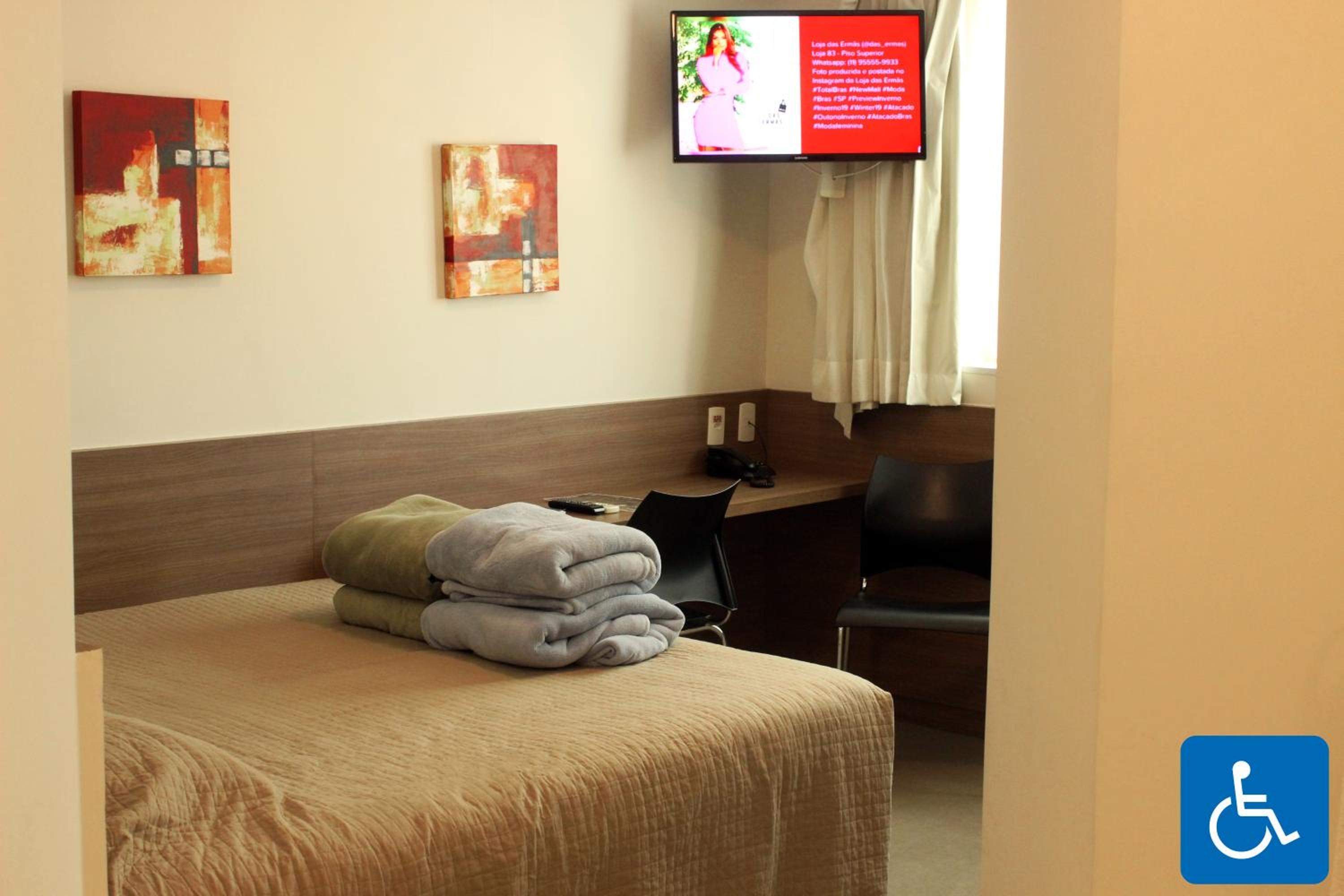 Double bed Room - Disability Access