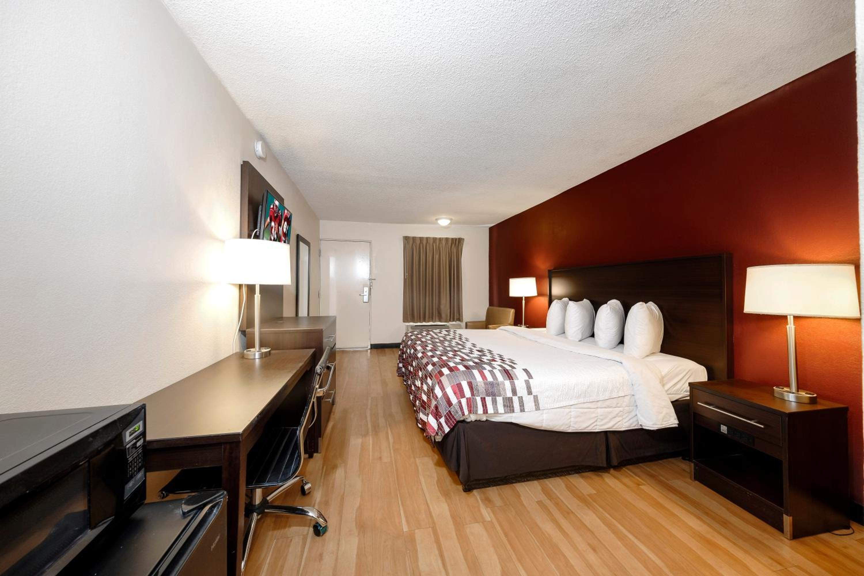 Deluxe King Room - Smoking