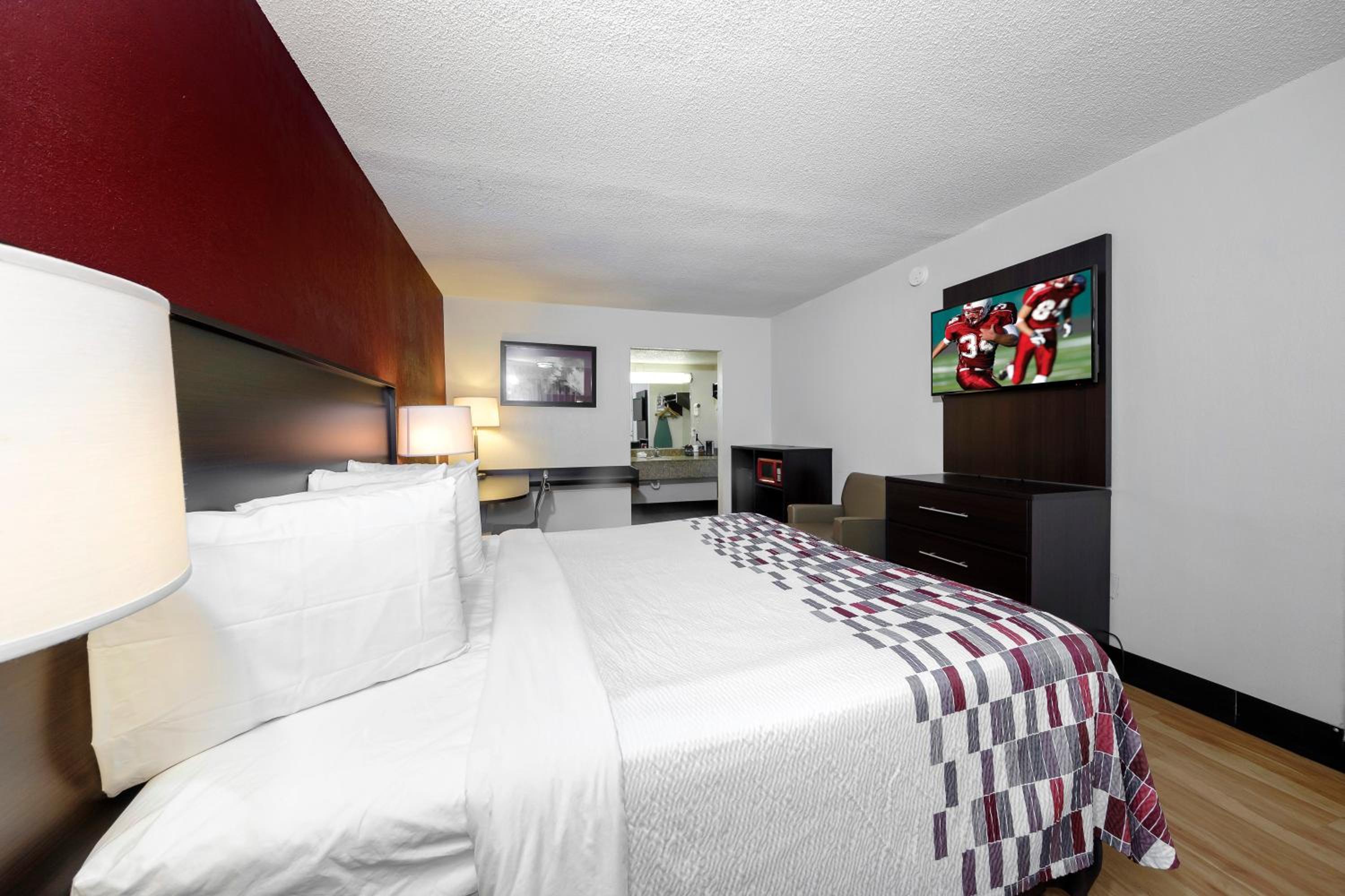 Superior King Room - Non-Smoking photo 3