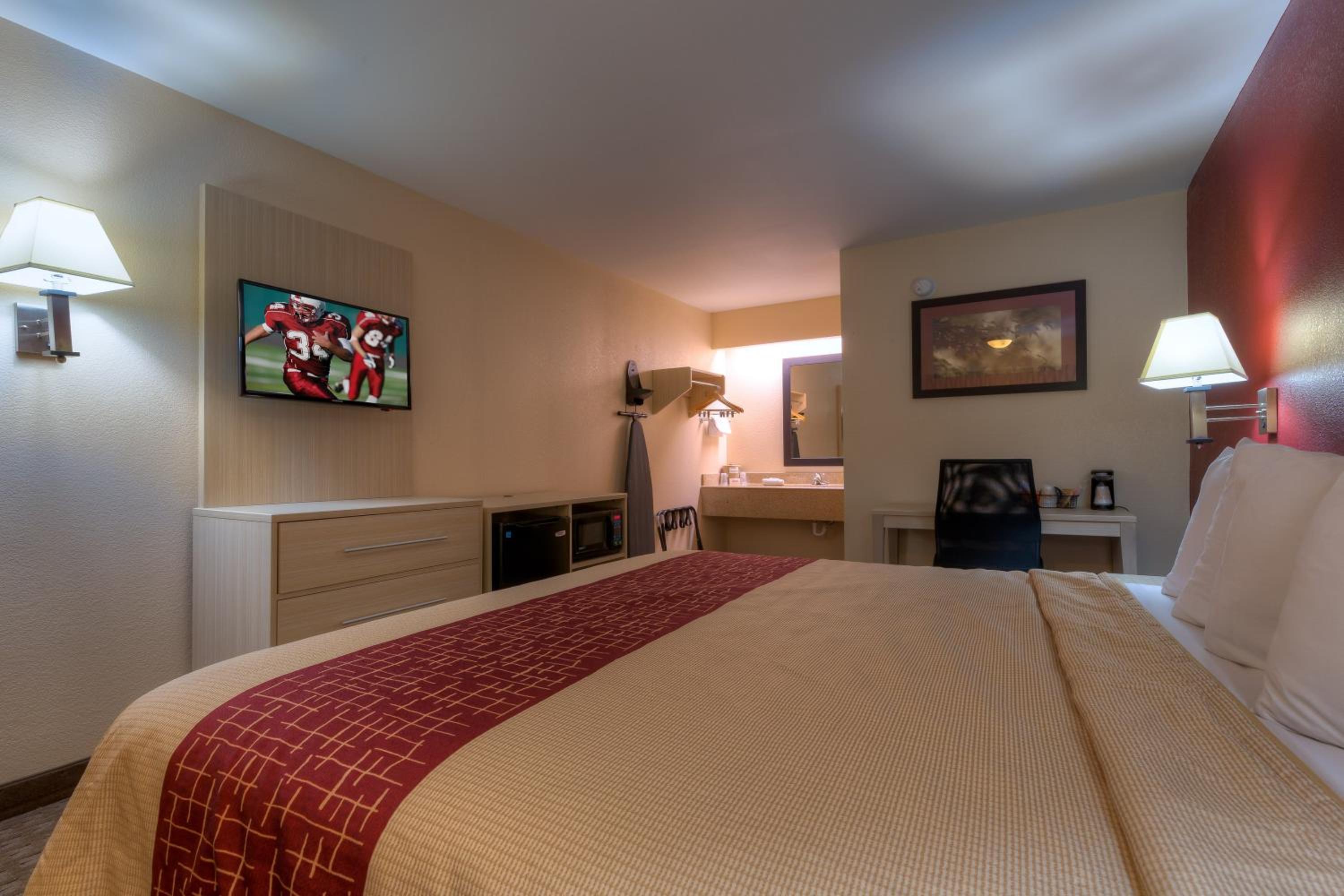 Superior King Room Non-Smoking - Photo 3