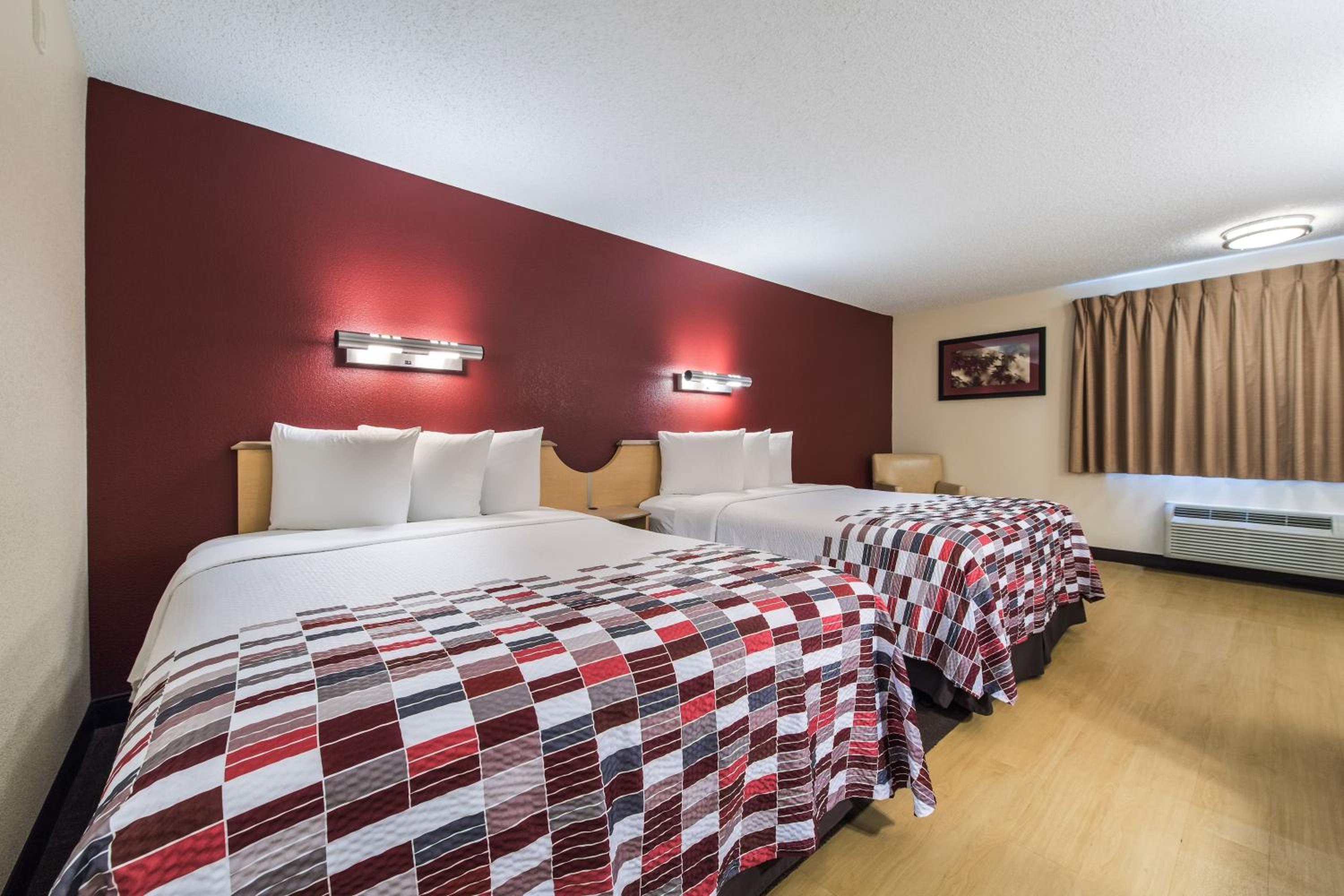 Standard Room with Two Queen Beds Disability Access Smoke Free - Photo 6