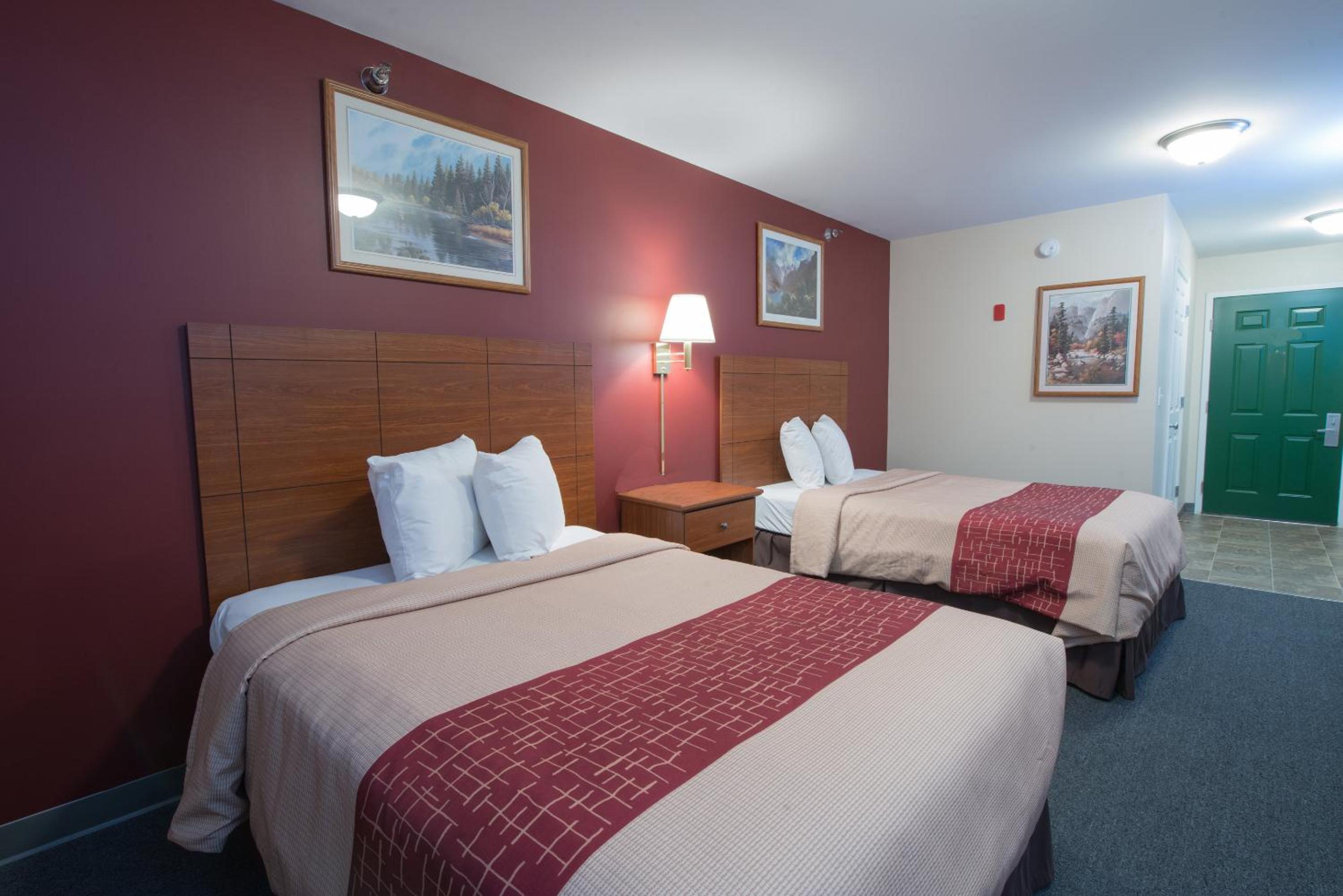Suite with Two Double Beds with Kitchen Non-Smoking photo 1