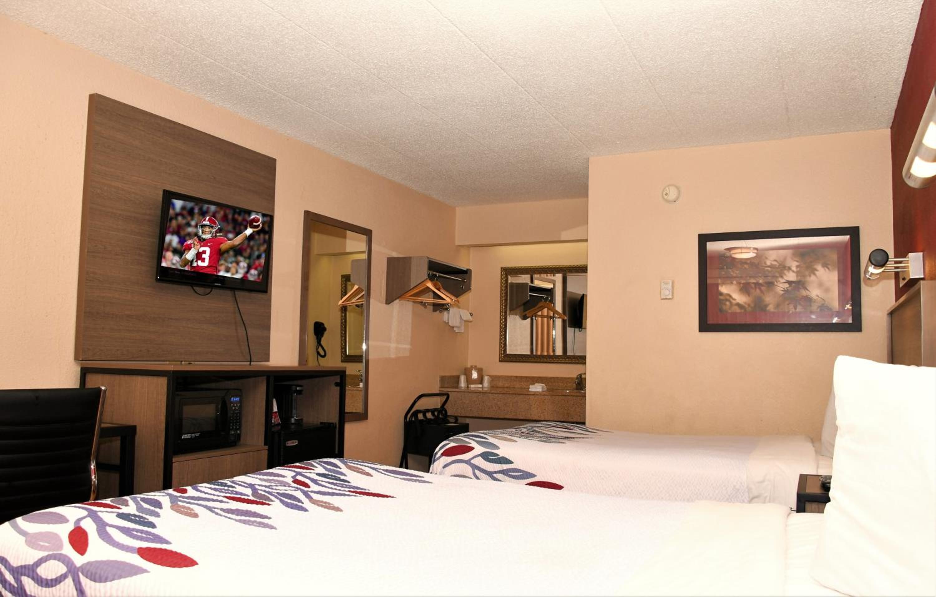 Deluxe Room with Two Double Beds Smoke Free - Photo 5