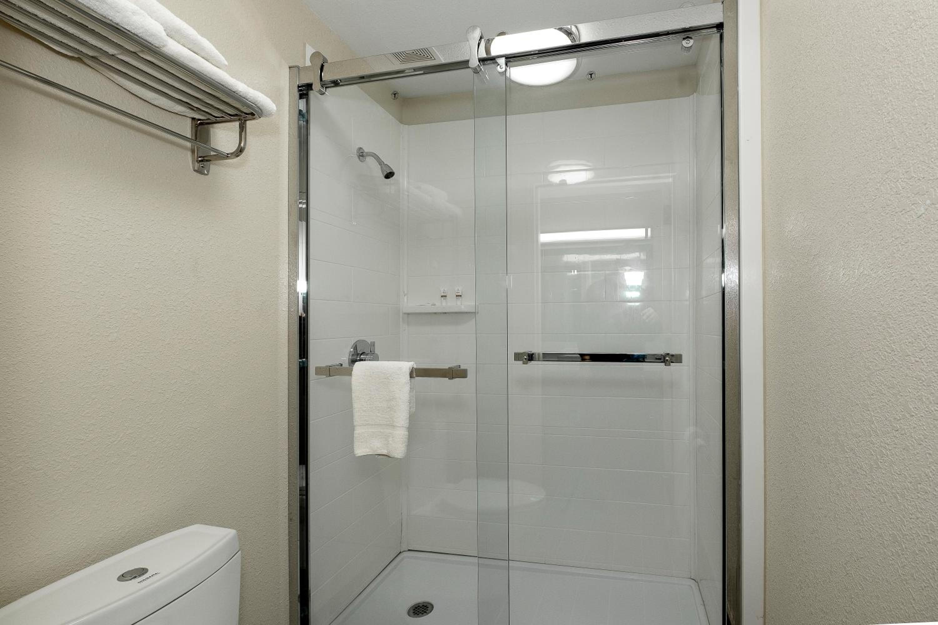 Superior Room with Two Queen Beds Smoke Free photo 2