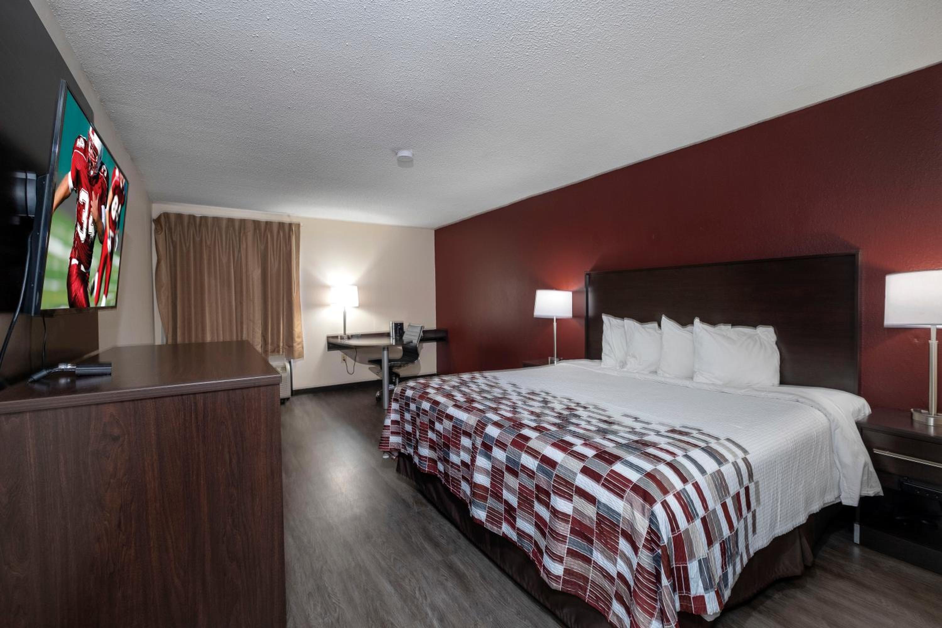 Superior King Room - Non-Smoking photo 2