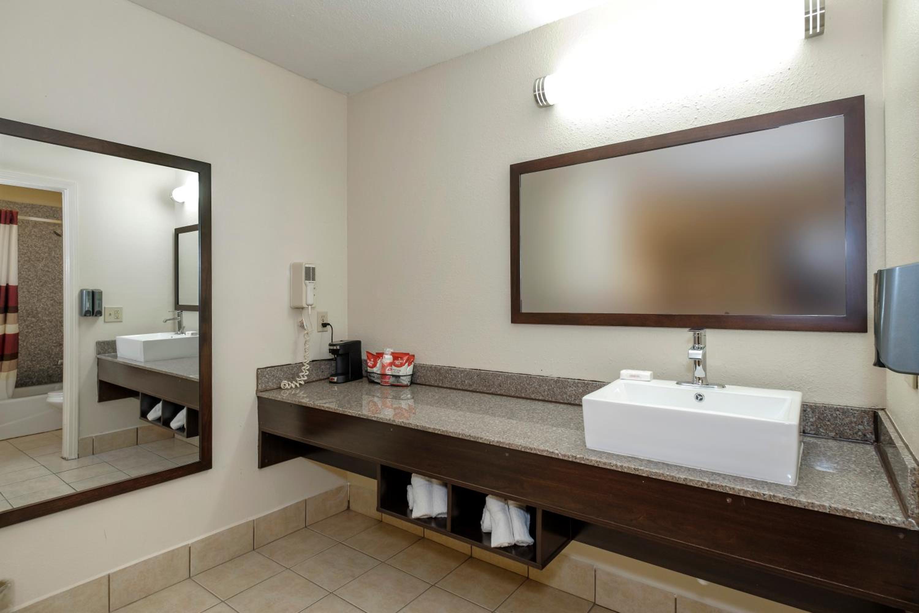 Deluxe Room with Two Queen Beds Smoke Free