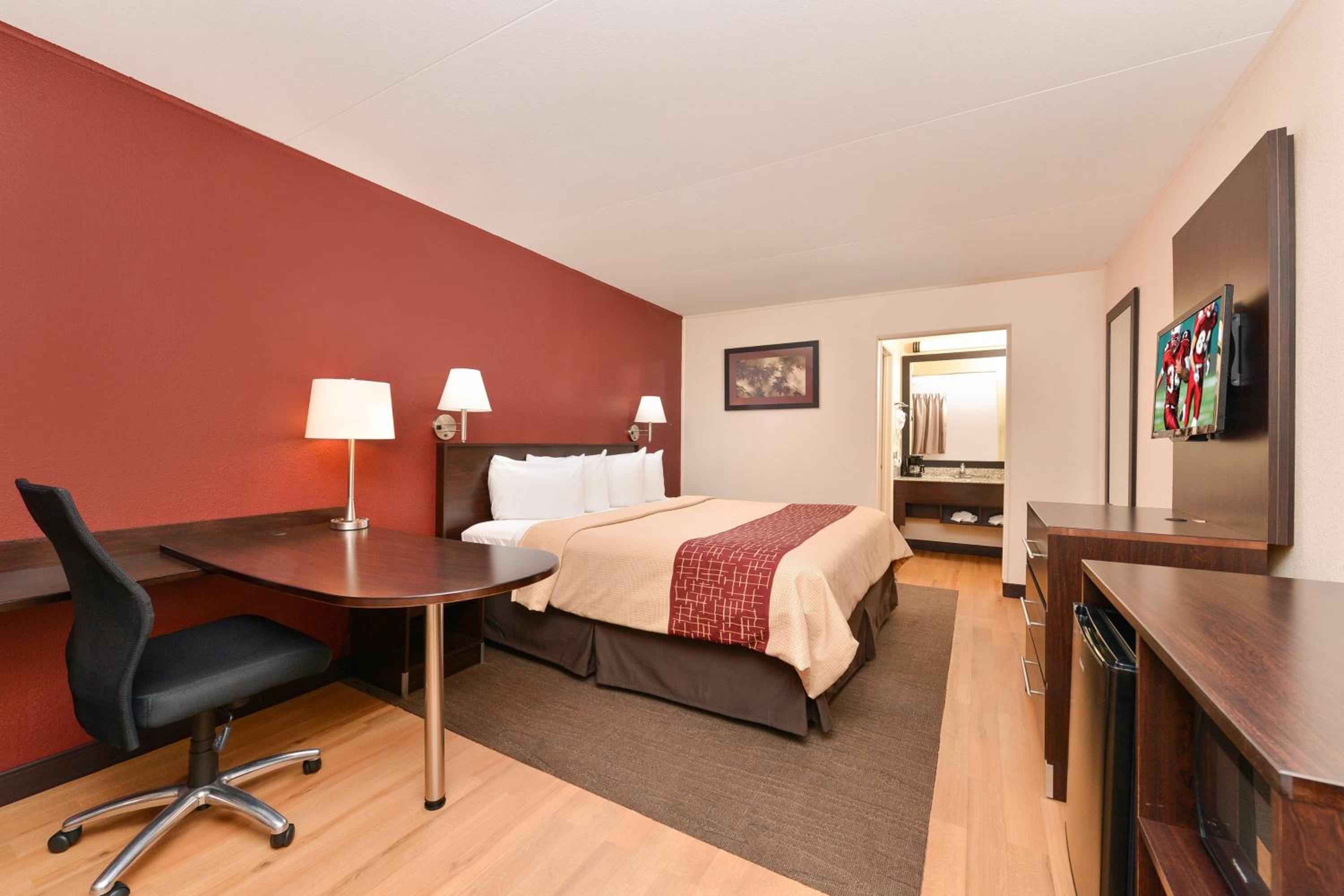 Superior King Room Smoke-Free - Photo 3
