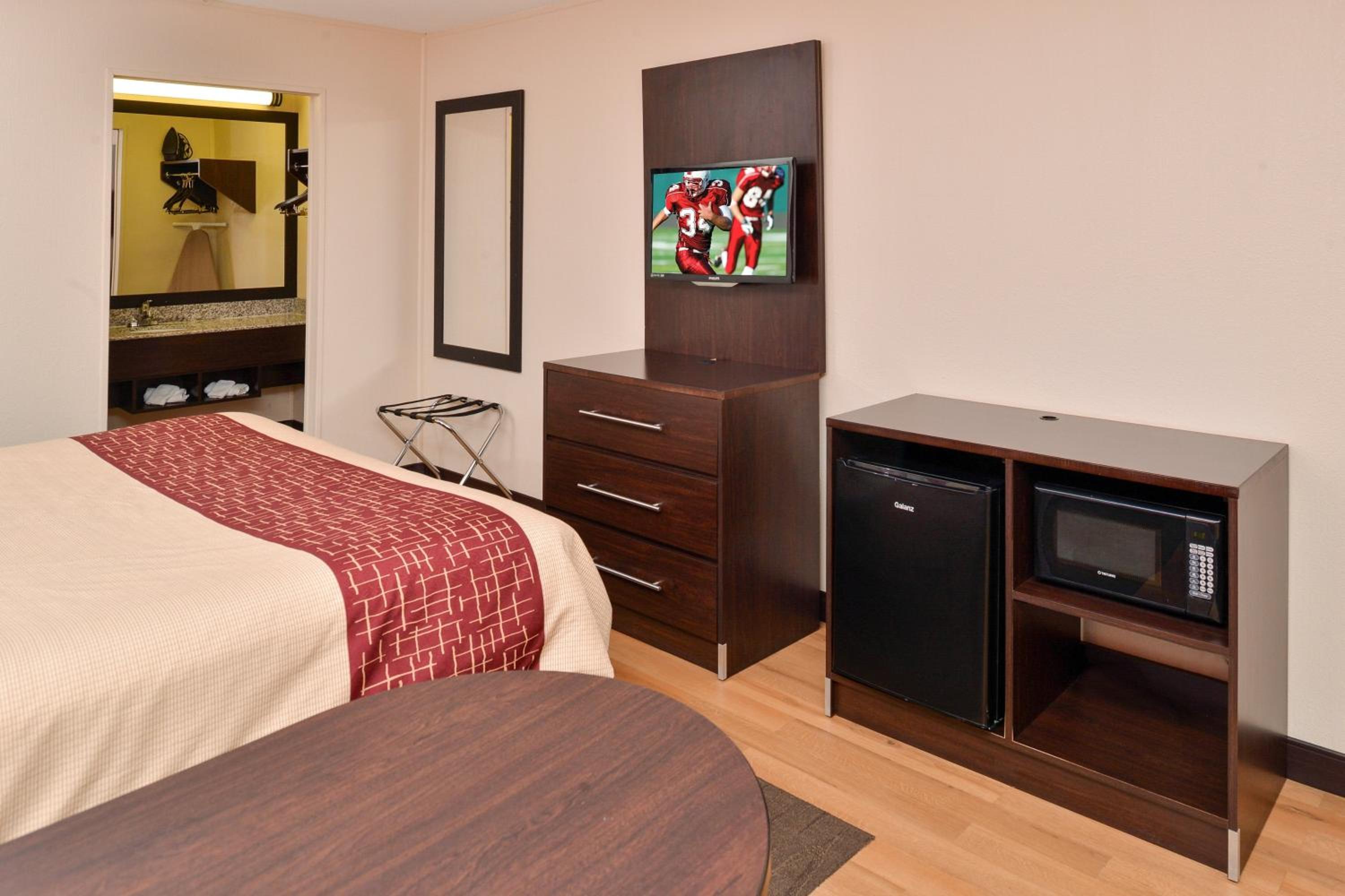 Superior King Room Smoke-Free - Photo 6