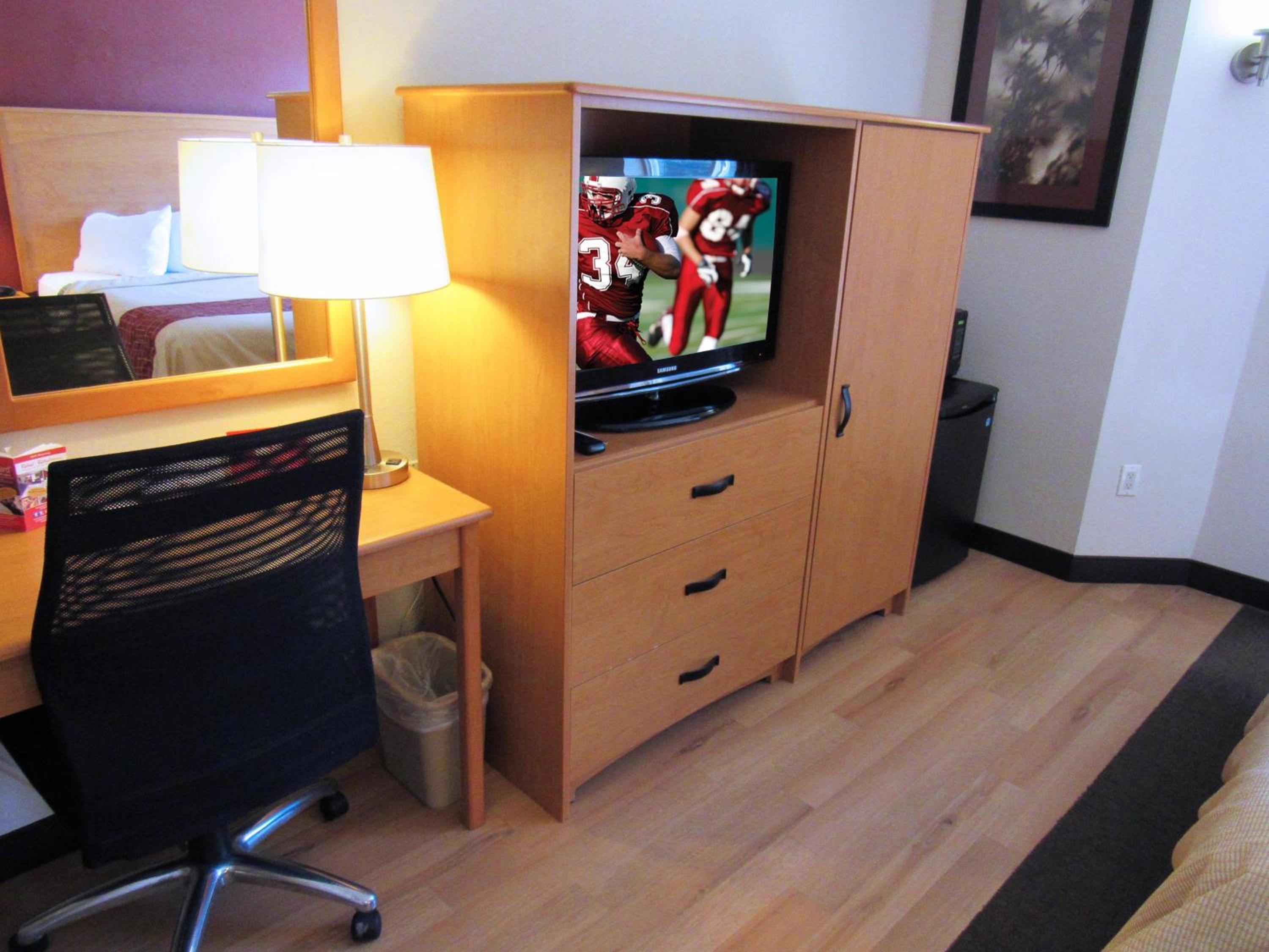 Deluxe Room with Two Double Beds Non-Smoking - Photo 1