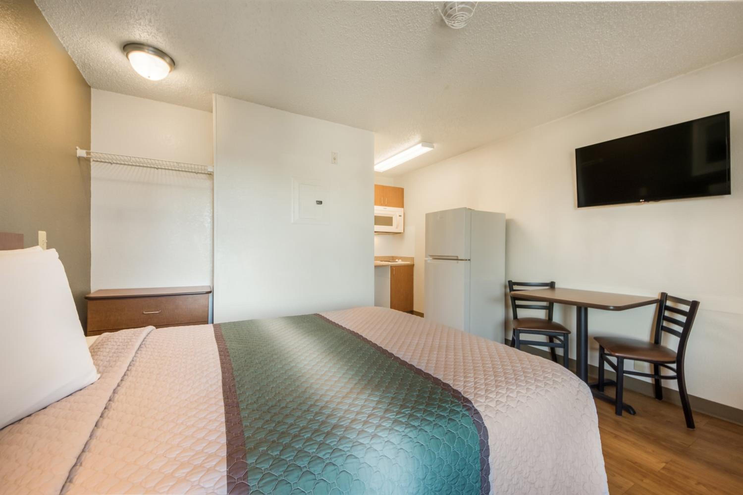 Studio One Double Room Non-Smoking - Photo 2