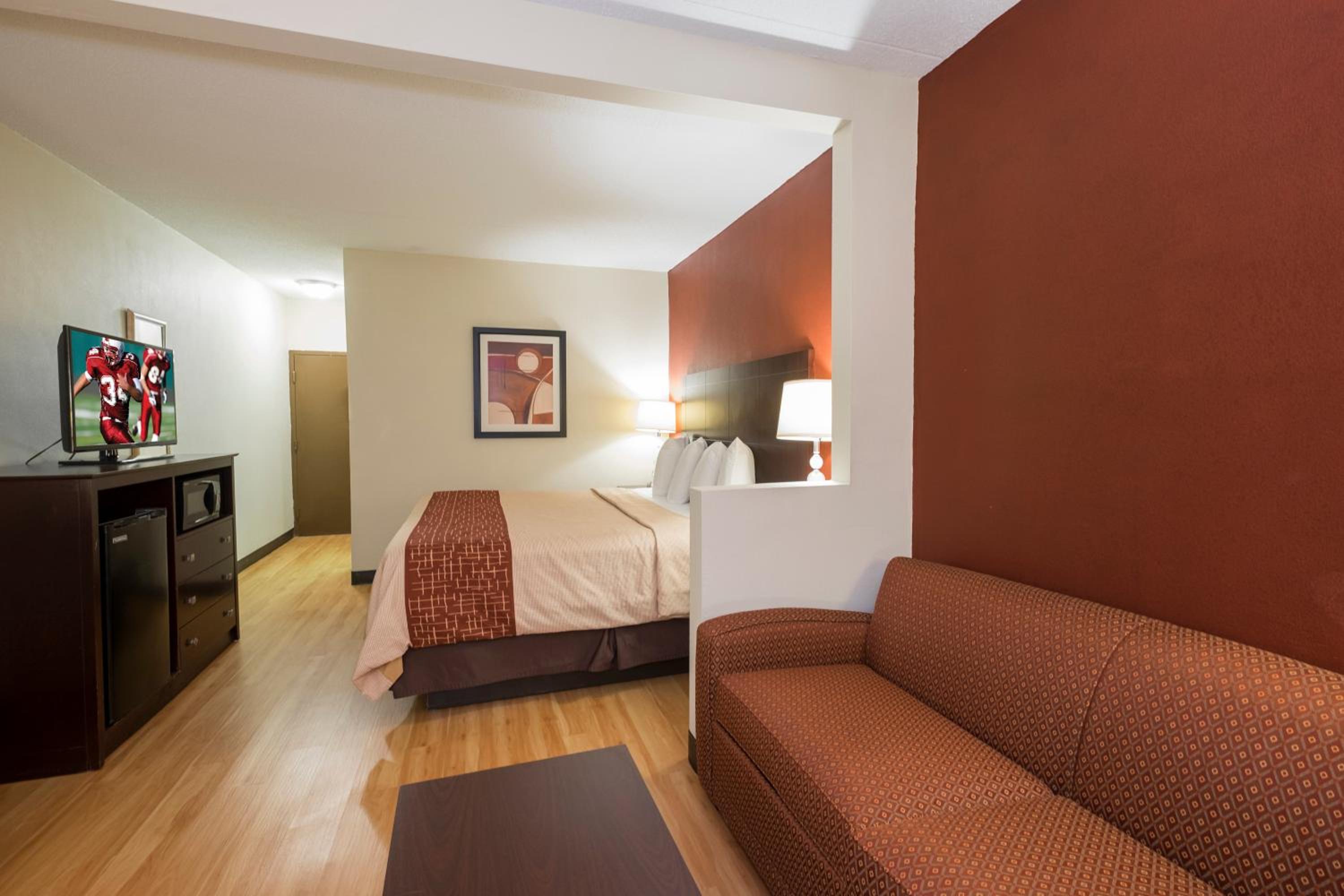 Superior King Suite - Non-Smoking - Photo 1