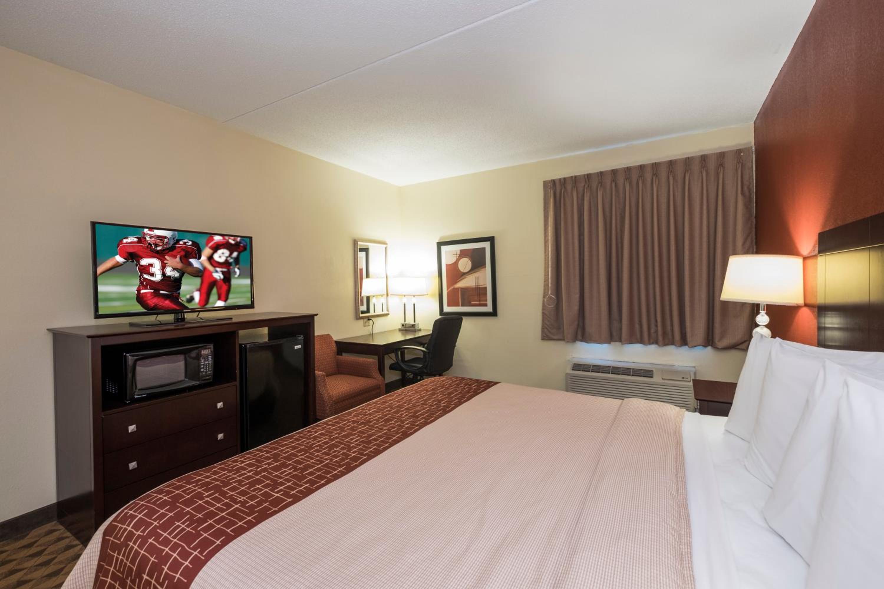 Superior King Suite - Non-Smoking - Photo 6