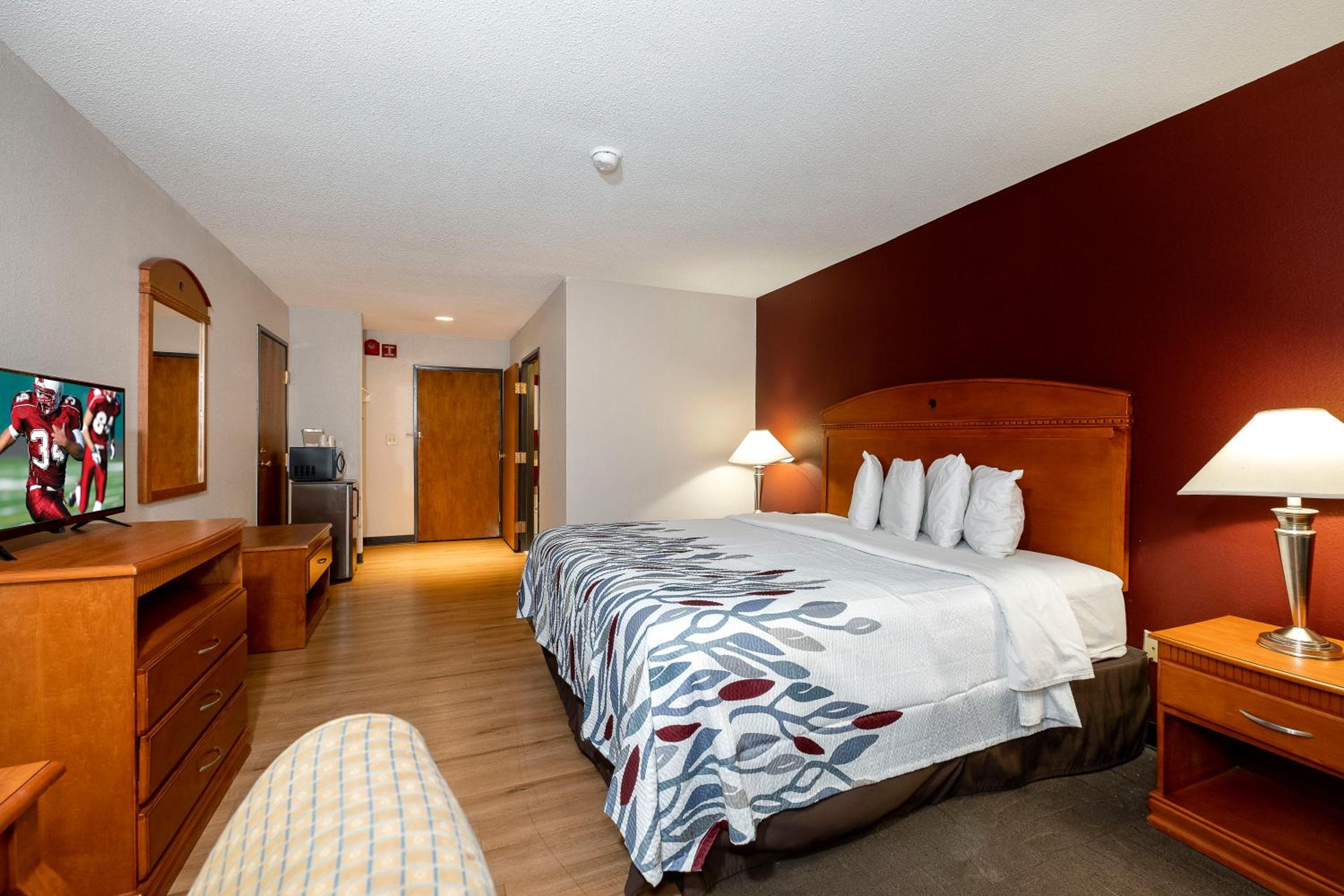 Superior King Room - Non-Smoking photo 2