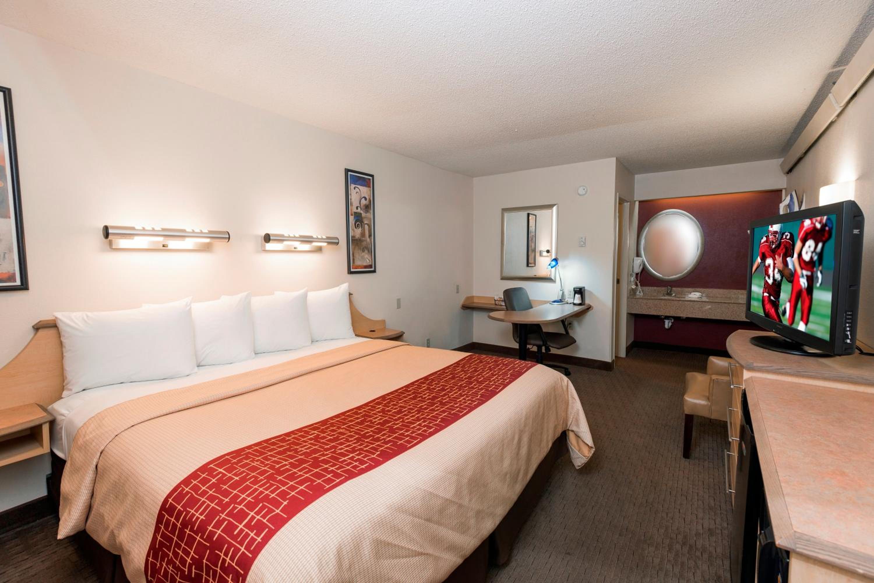 Superior King Room Smoke Free - Photo 1