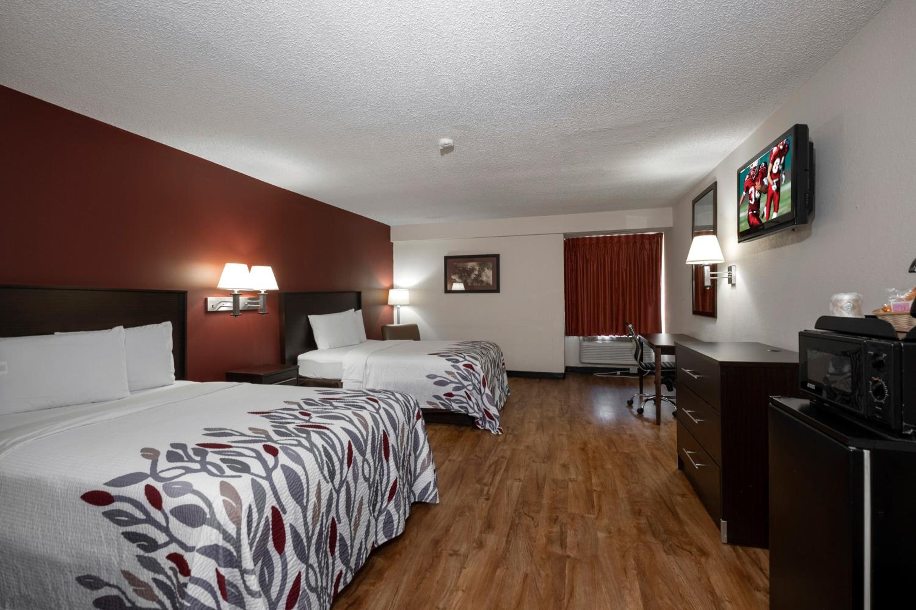 Deluxe Double Room with Two Double Beds Non-Smoking - Photo 7