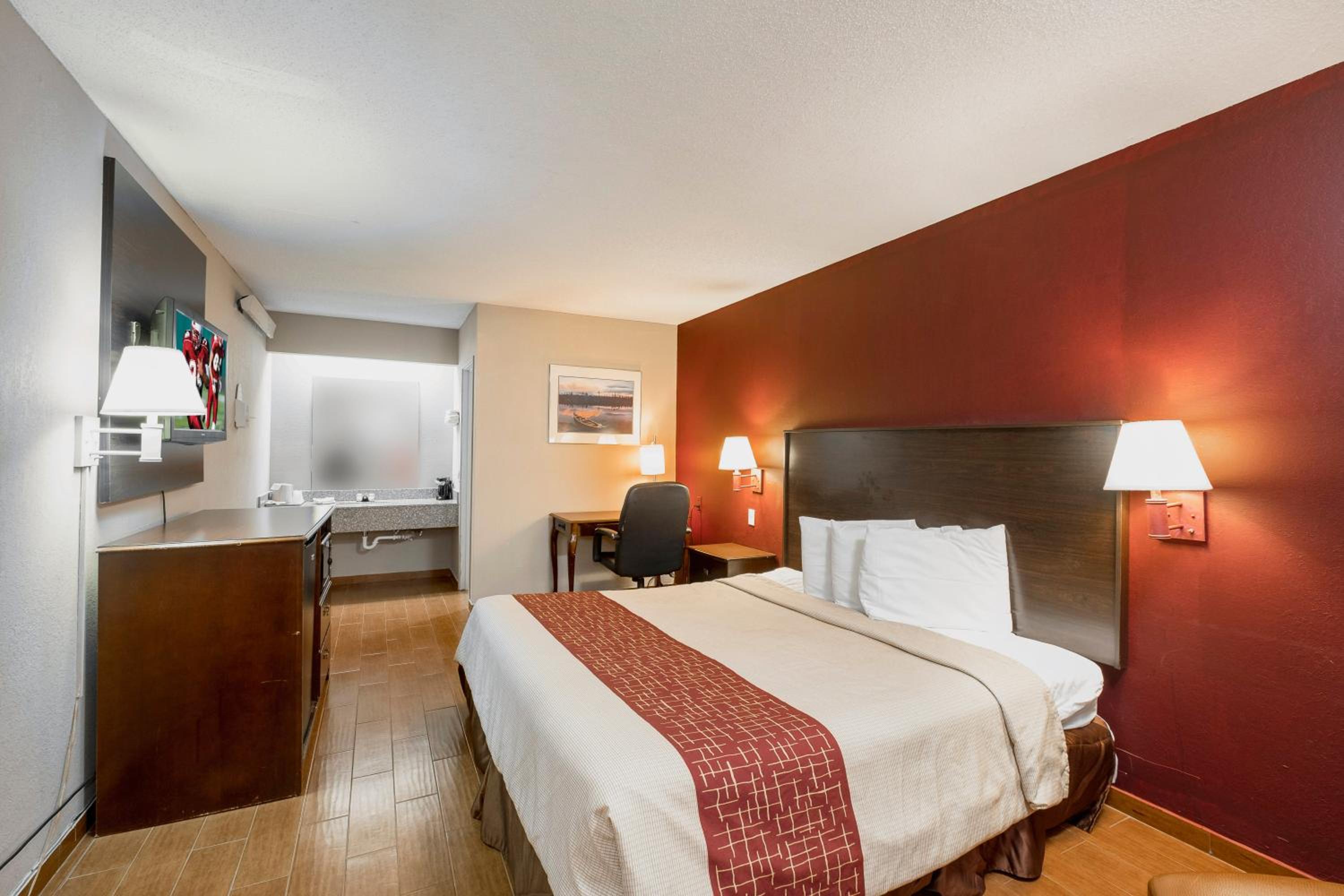 Superior King Room Non-Smoking - Photo 6